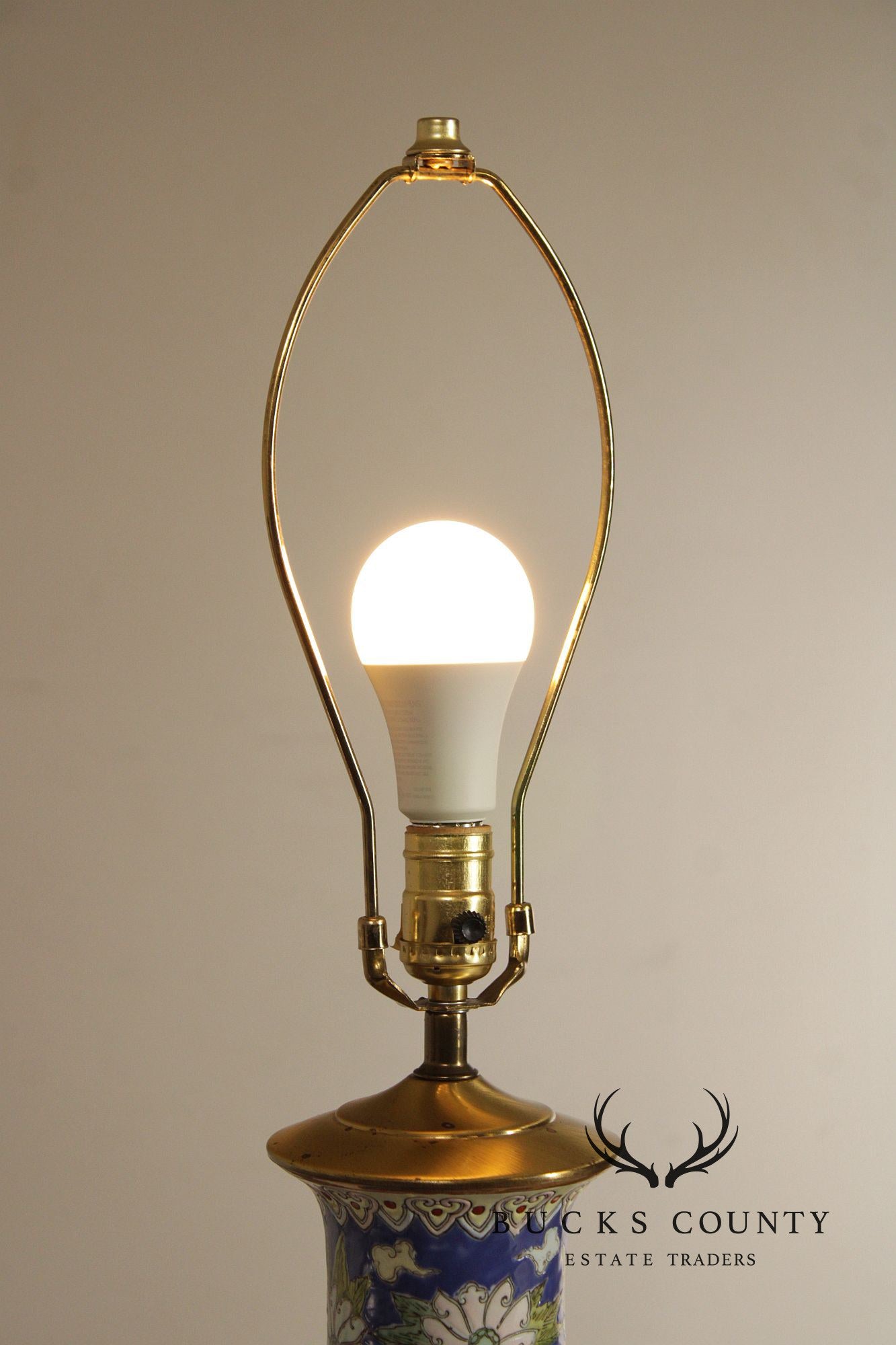 Asian Style Porcelain Vasiform Table Lamp