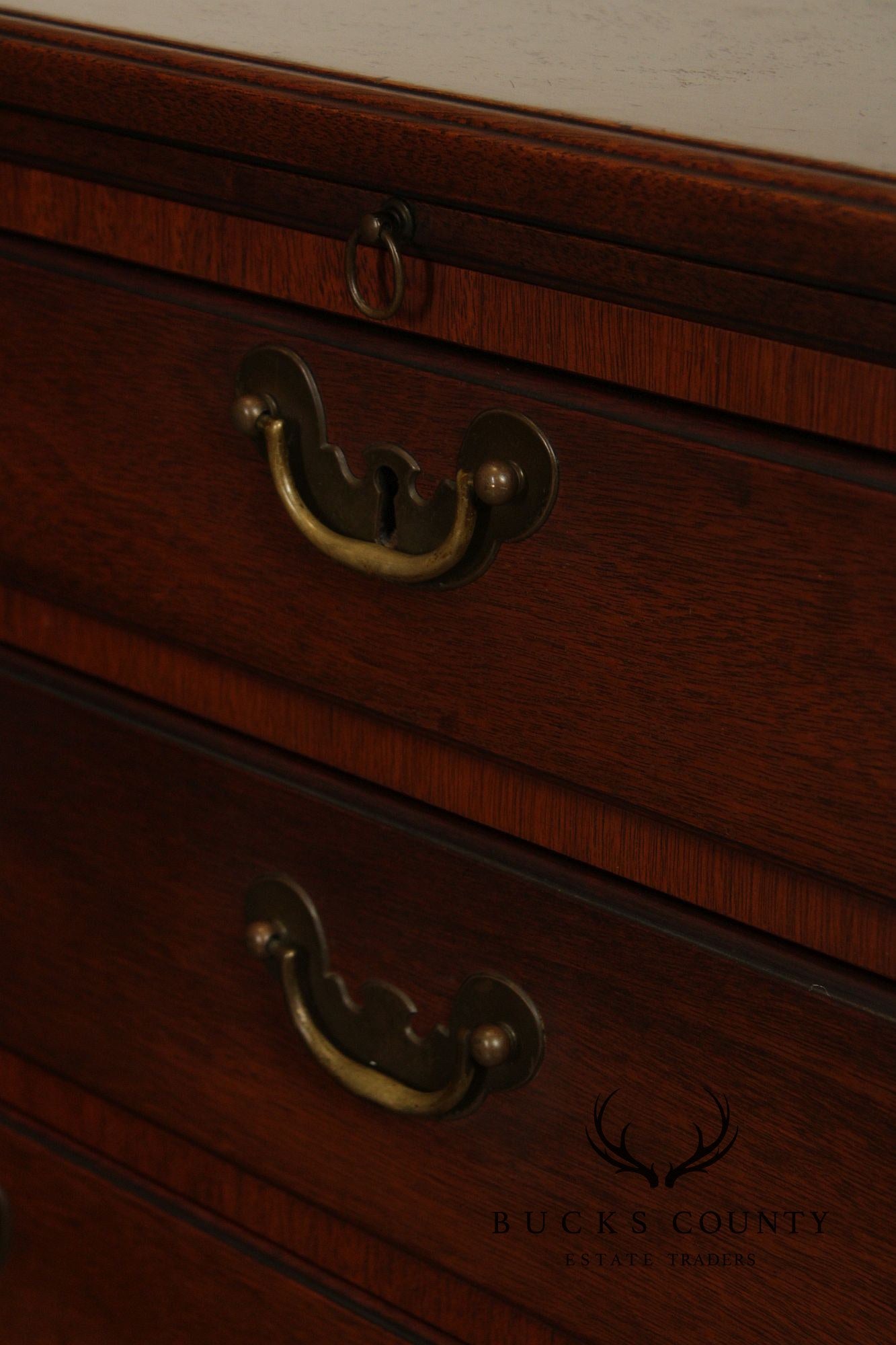 Kittinger Colonial Williamsburg Mahogany Bachelor’s Chest