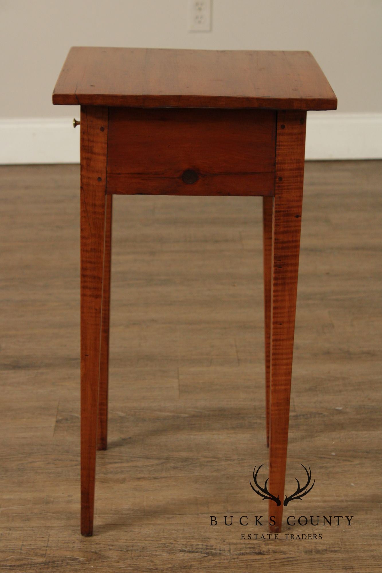 Antique American Federal Period Tiger Maple End Table