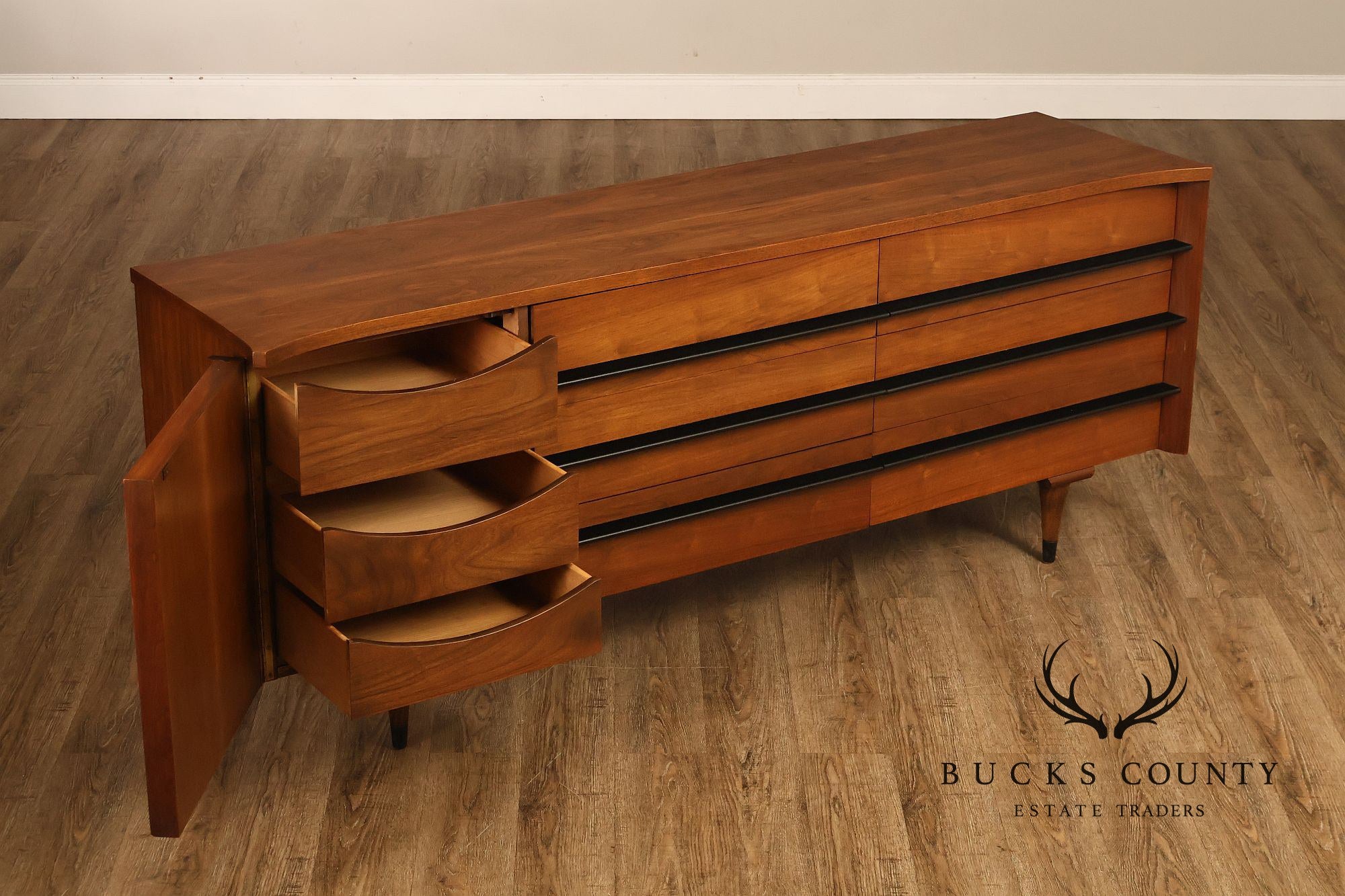 American of Martinsville Mid Century Modern Walnut Chest of Drawers
