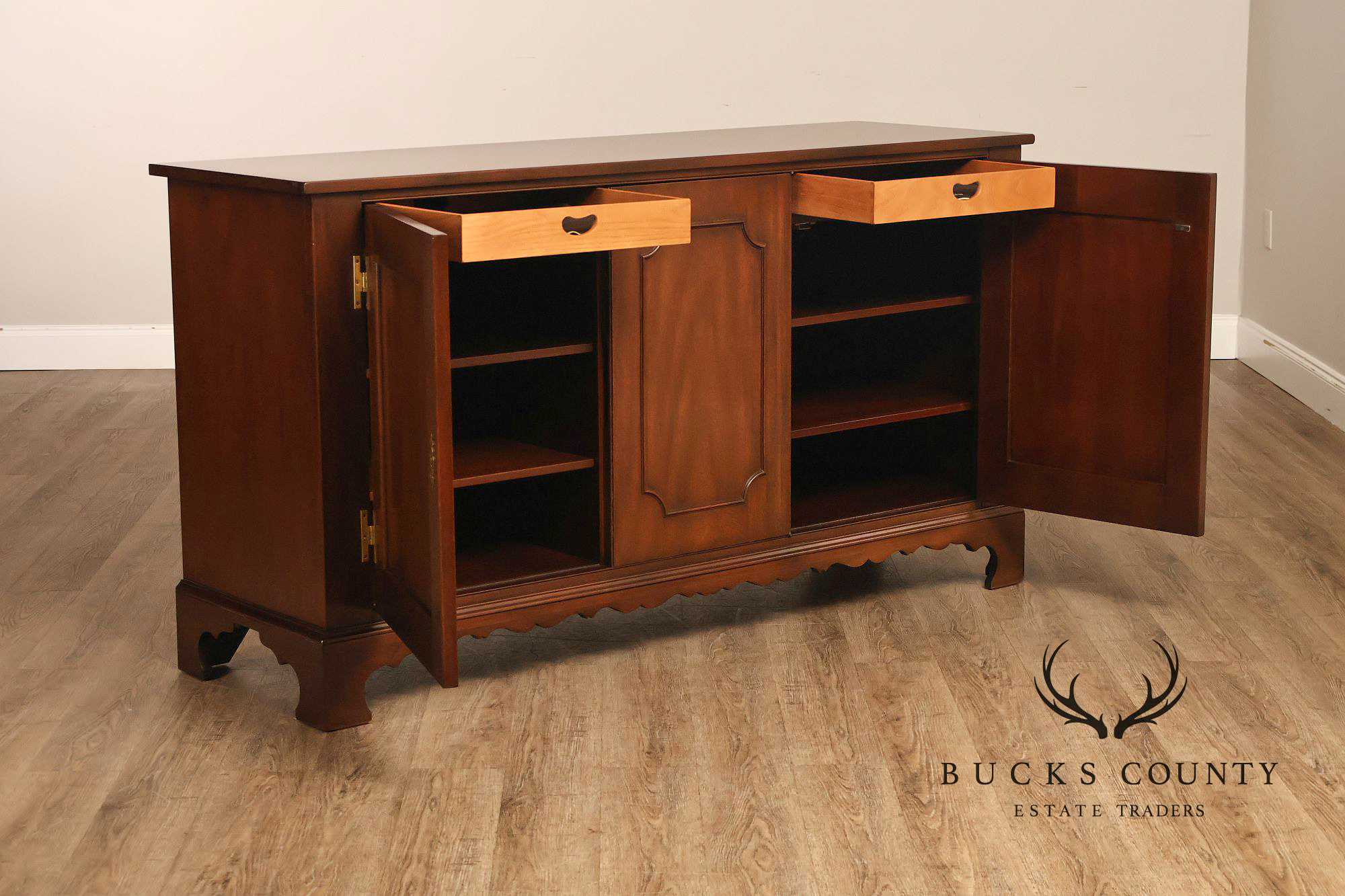 Kittinger Williamsburg Adaptation Mahogany Buffet Sideboard