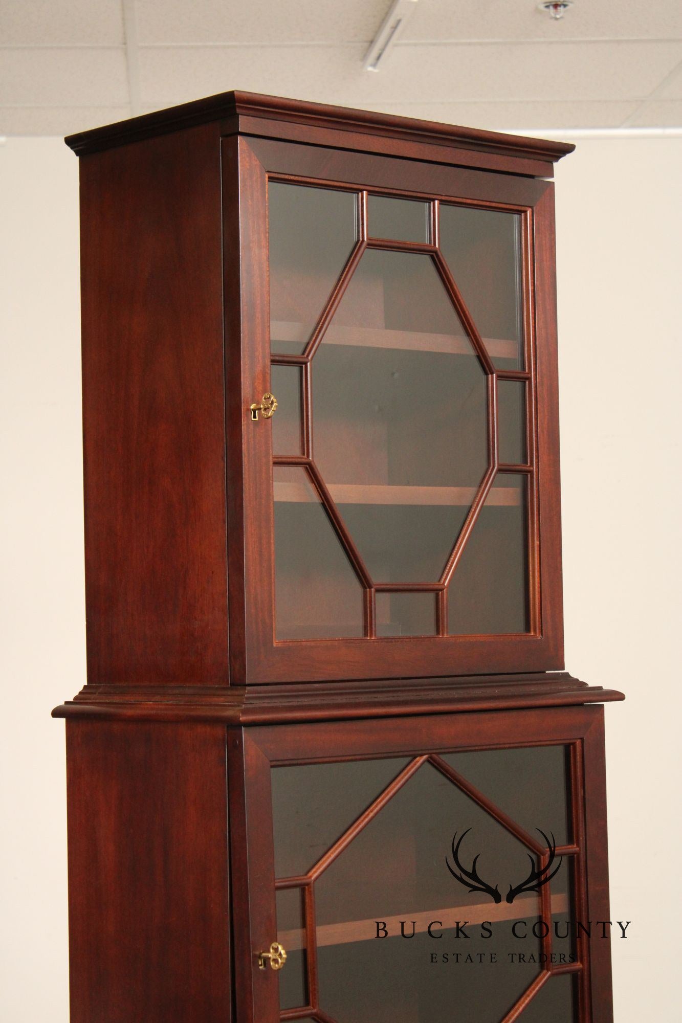 Hickory Chair Winterthur Country Estate Collection Mahogany Bookcase Cabinet