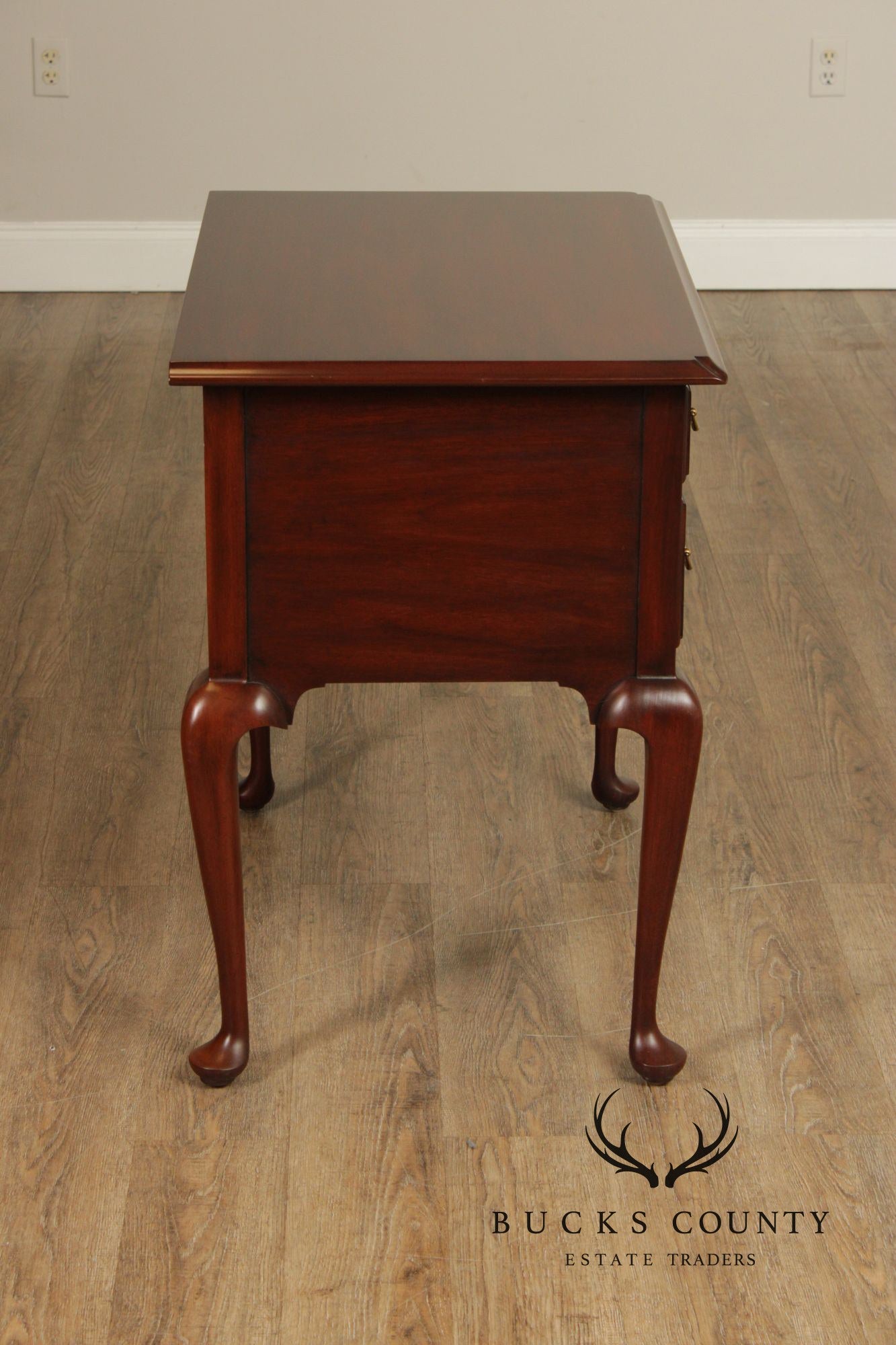 Henkel Harris Queen Anne Style Mahogany Lowboy