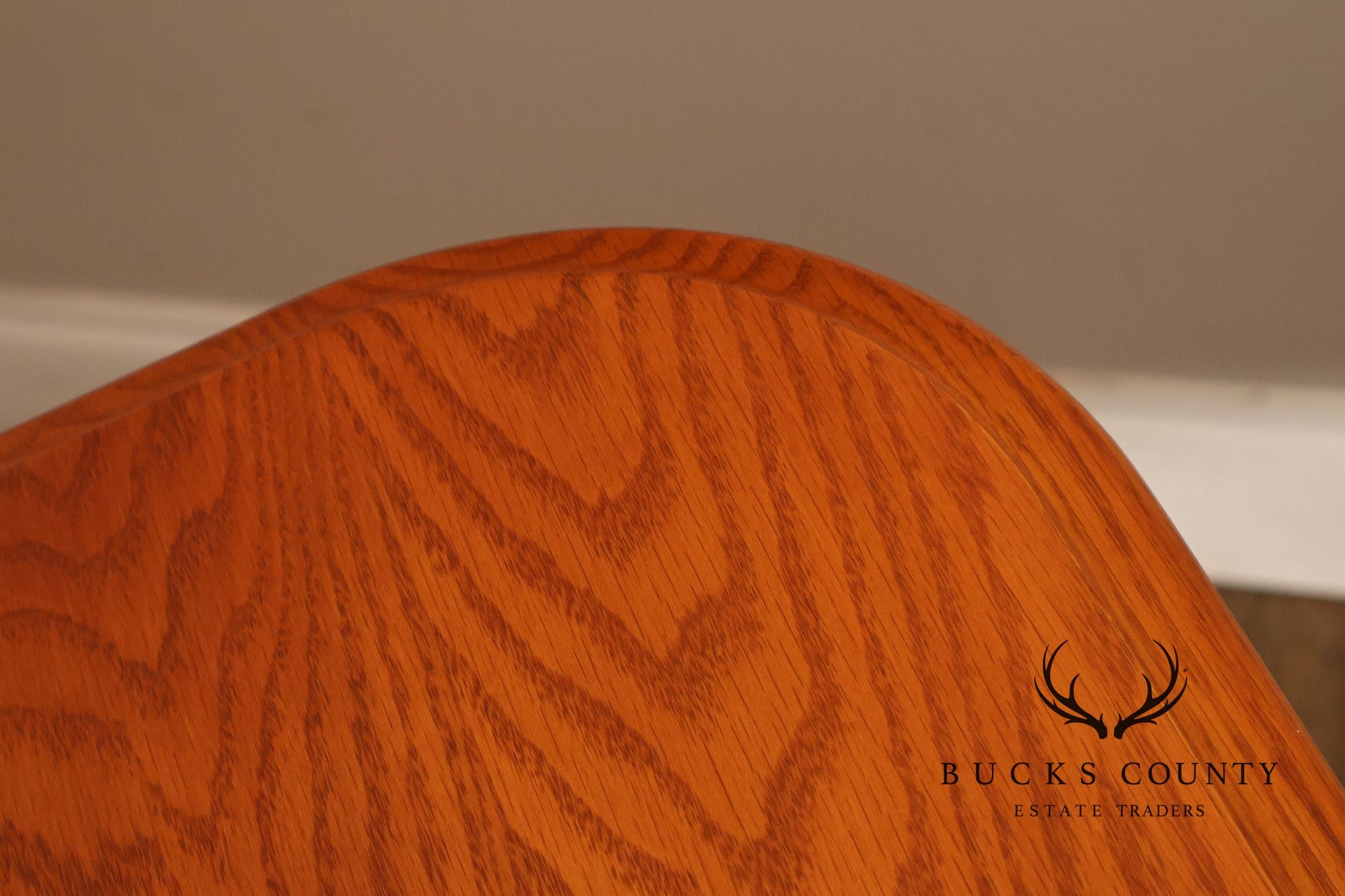 Farmhouse Style Oak Expandable Dining Table