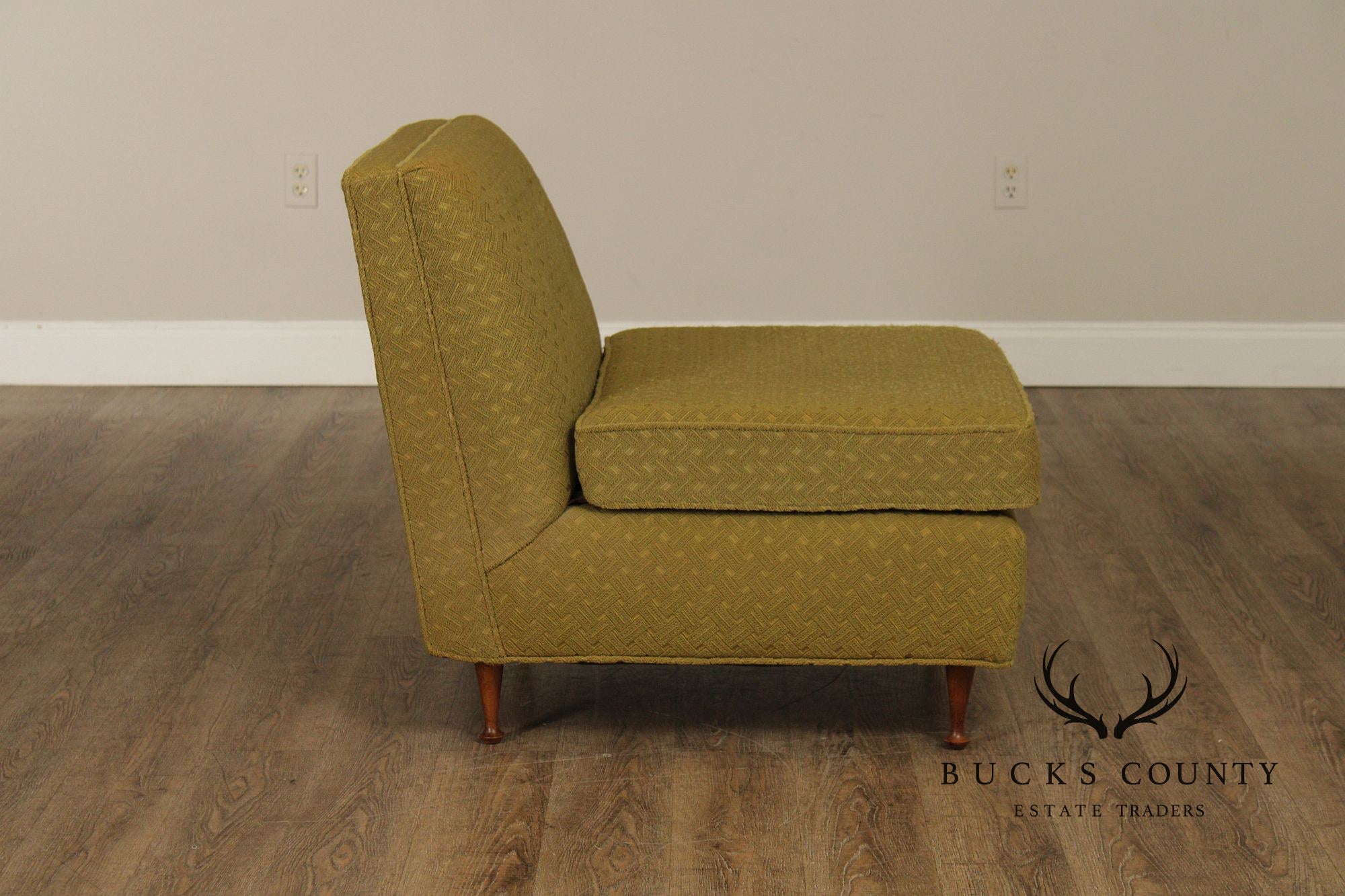 Mid Century Modern Pair of Lounge Chairs