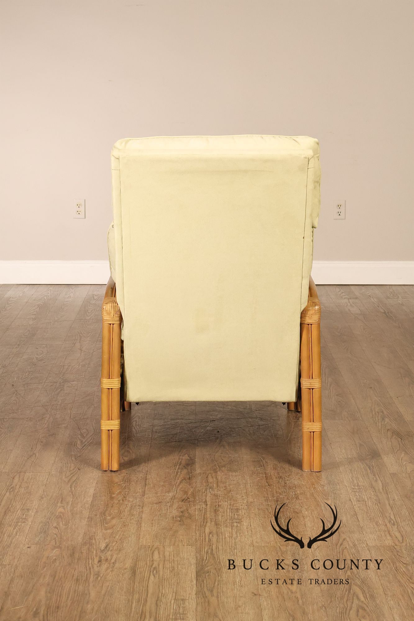 TradeWinds Rattan Reclining Lounge Chair