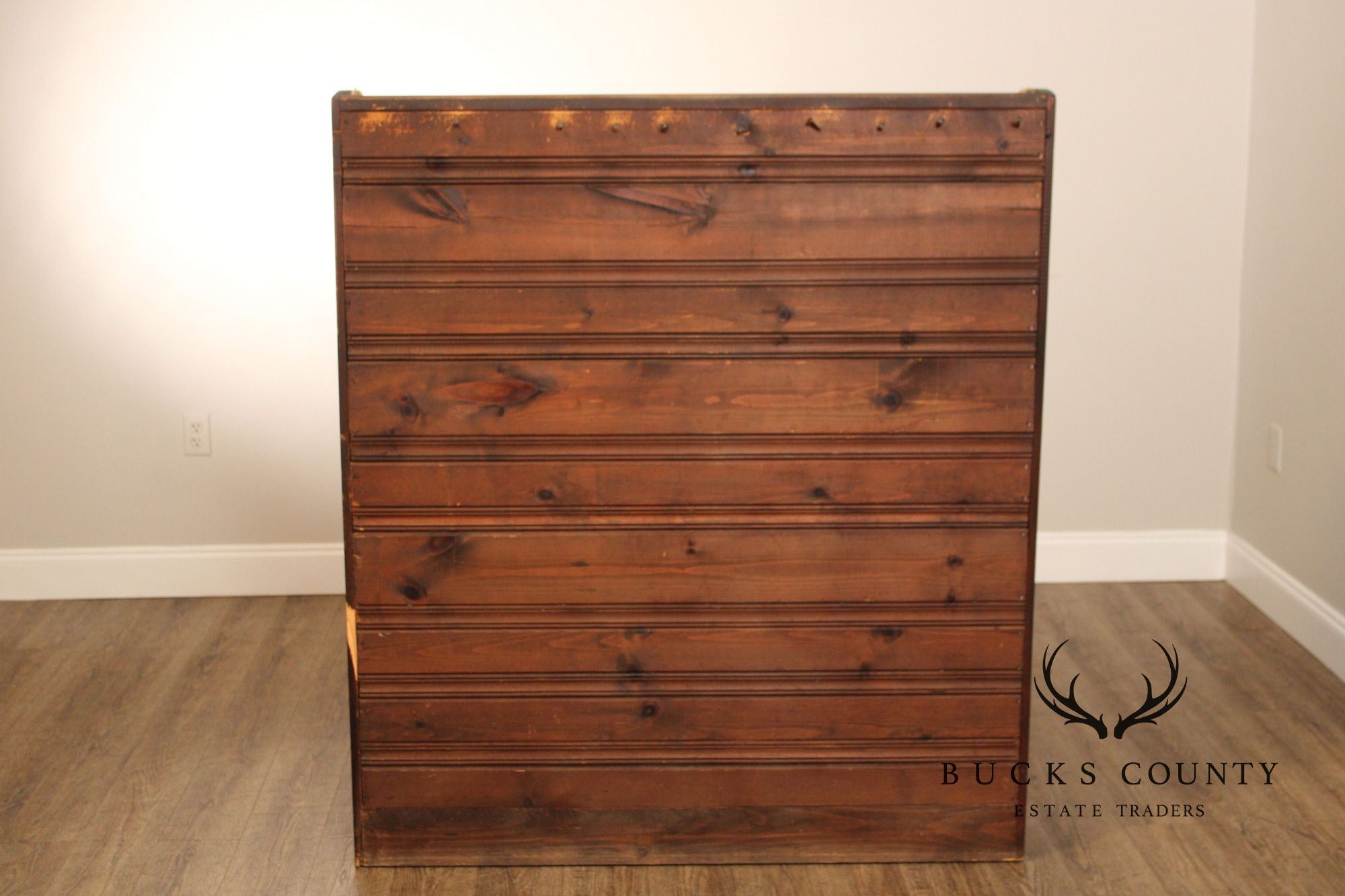 Antique American Quilted Back Pine Settle Bench
