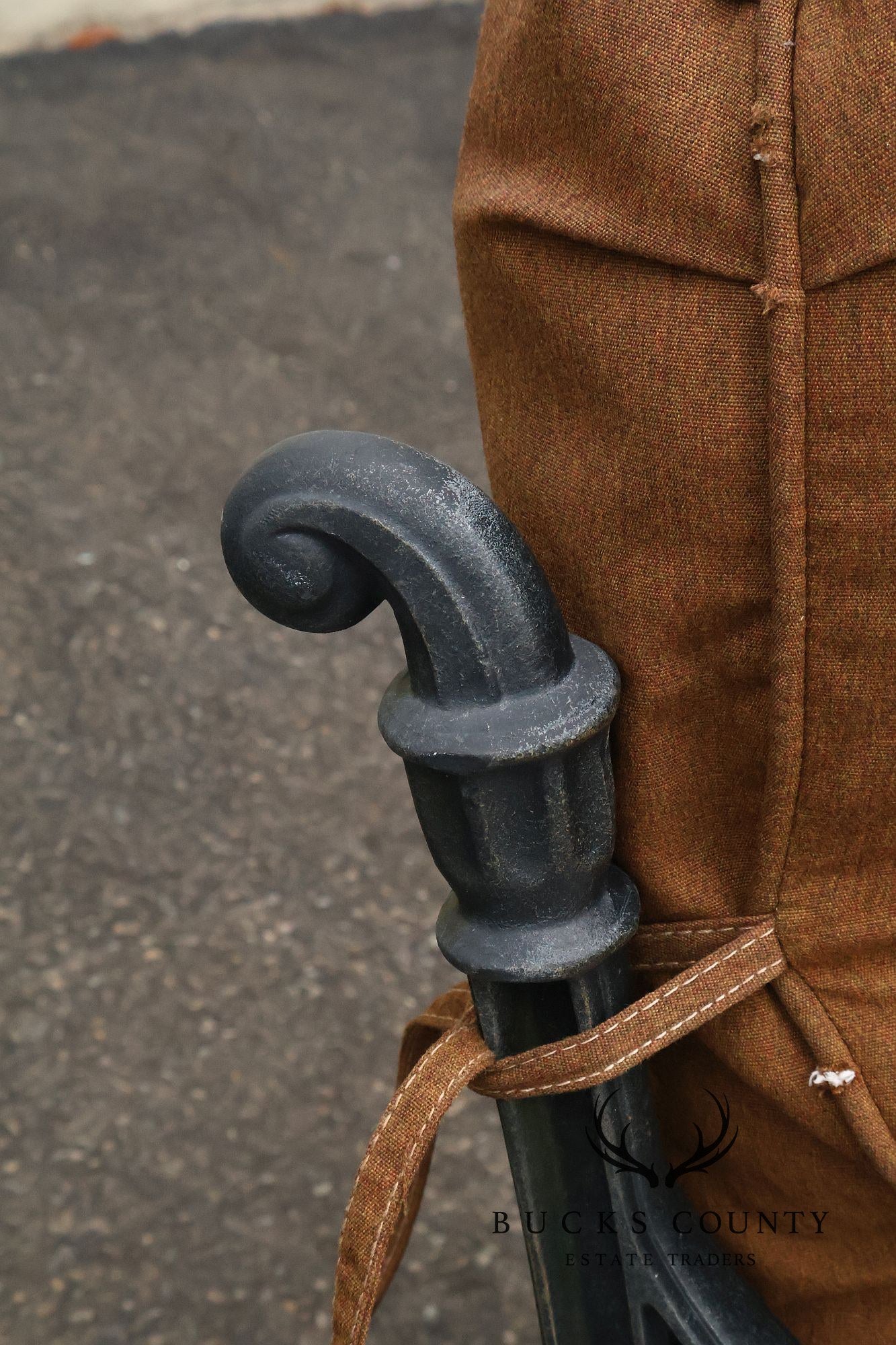 Cast Aluminum Pair Of Outdoor Swivel Lounge Chairs With Cushions