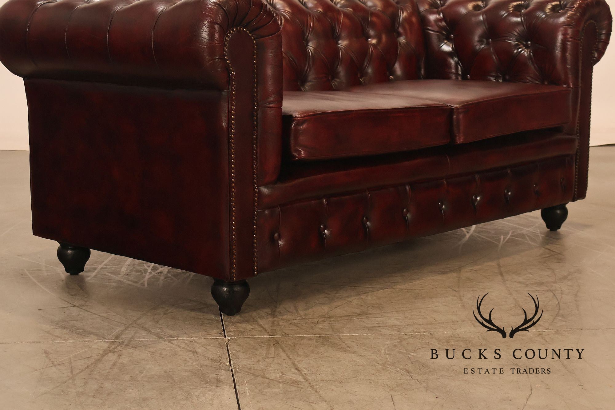Chesterfield Style Oxford Red Tufted Leather Sofa