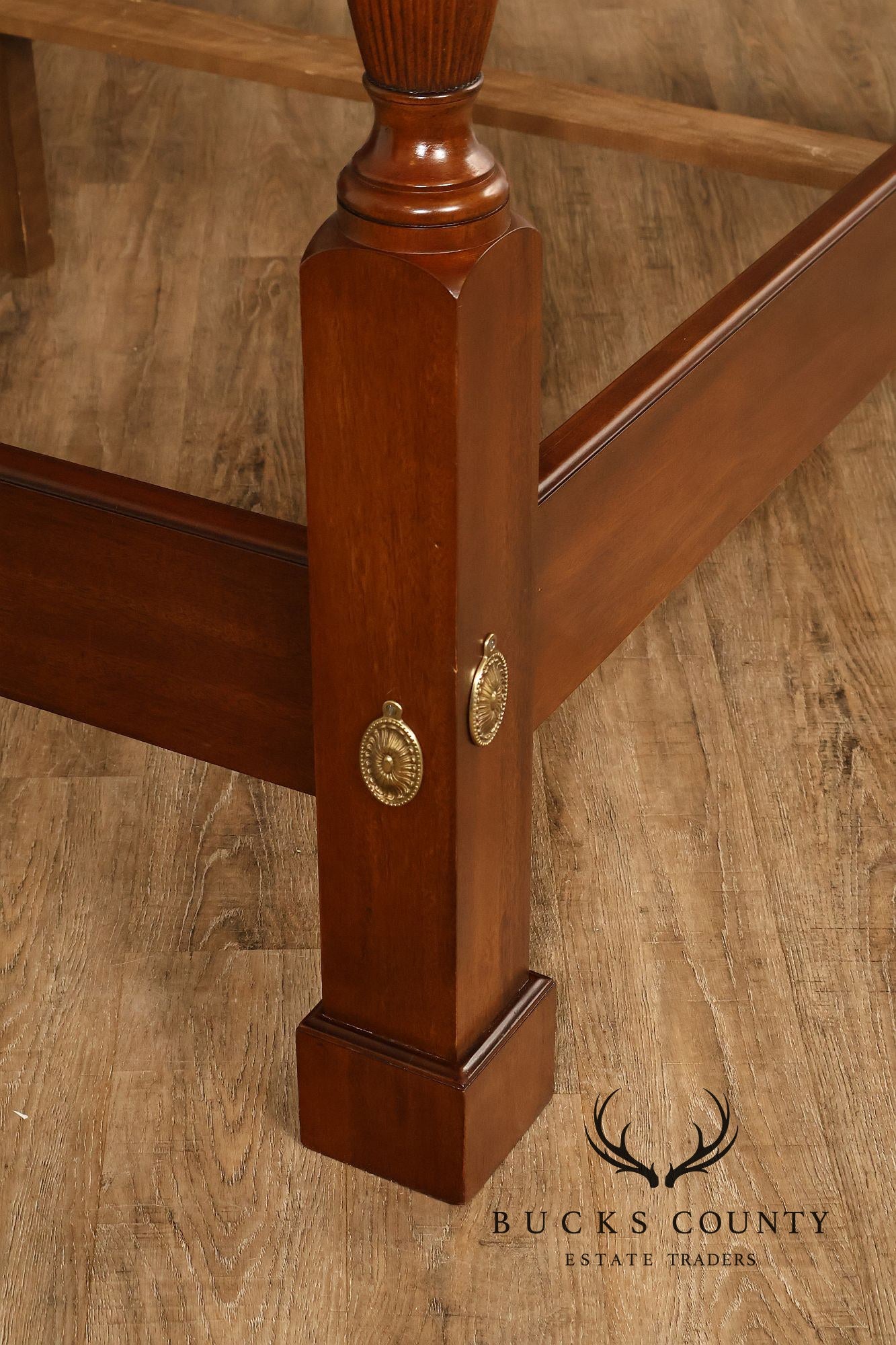 Henredon Historic Natchez Collection Southern Colonial Mahogany King Canopy Poster Bed