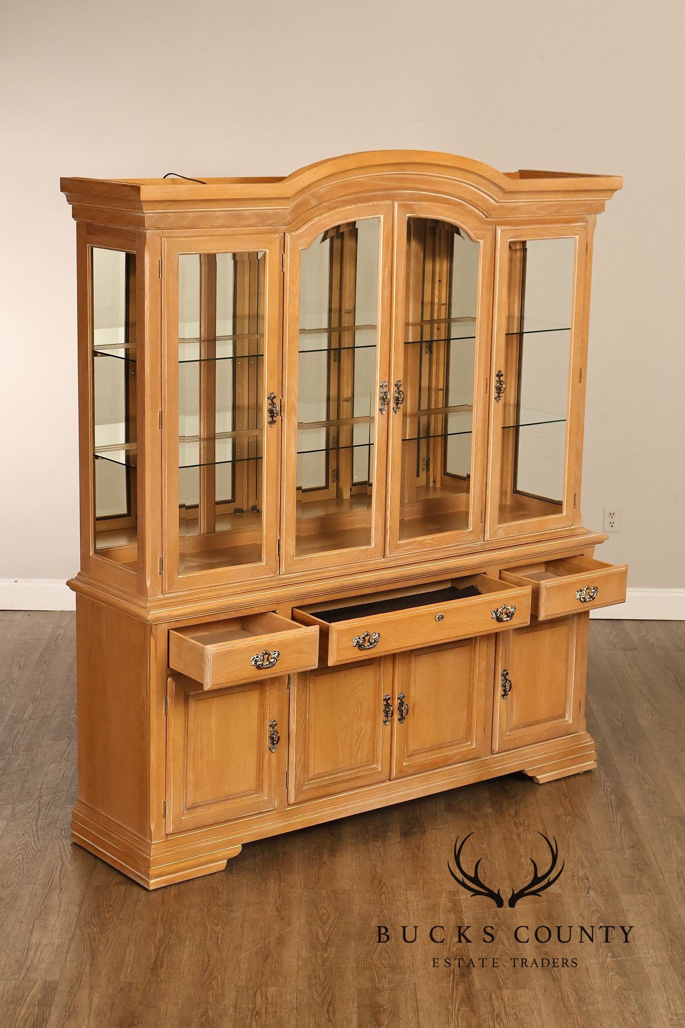 Hespeler Furniture Light Oak Illuminated China Cabinet