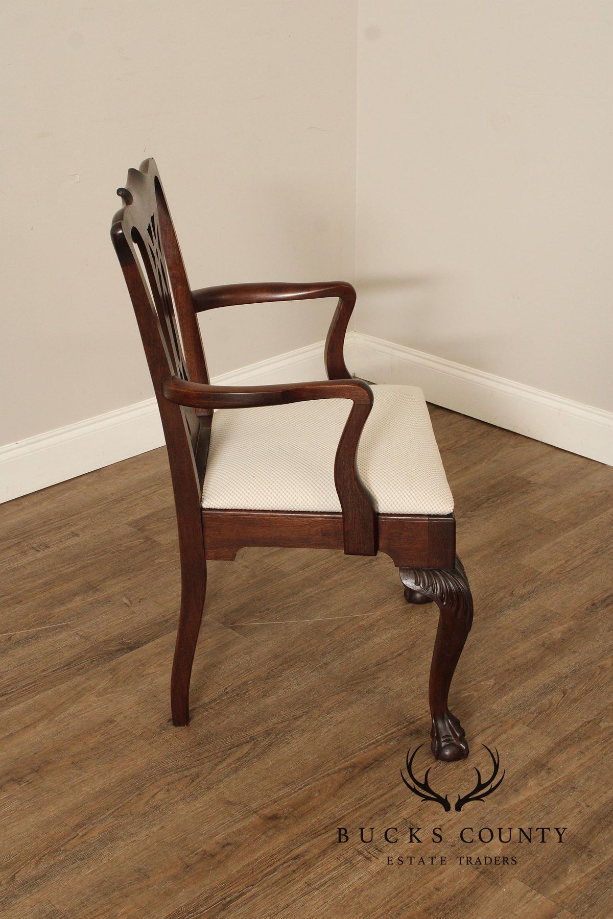 Chippendale Style Set of Eight M ahogany Dining Chairs