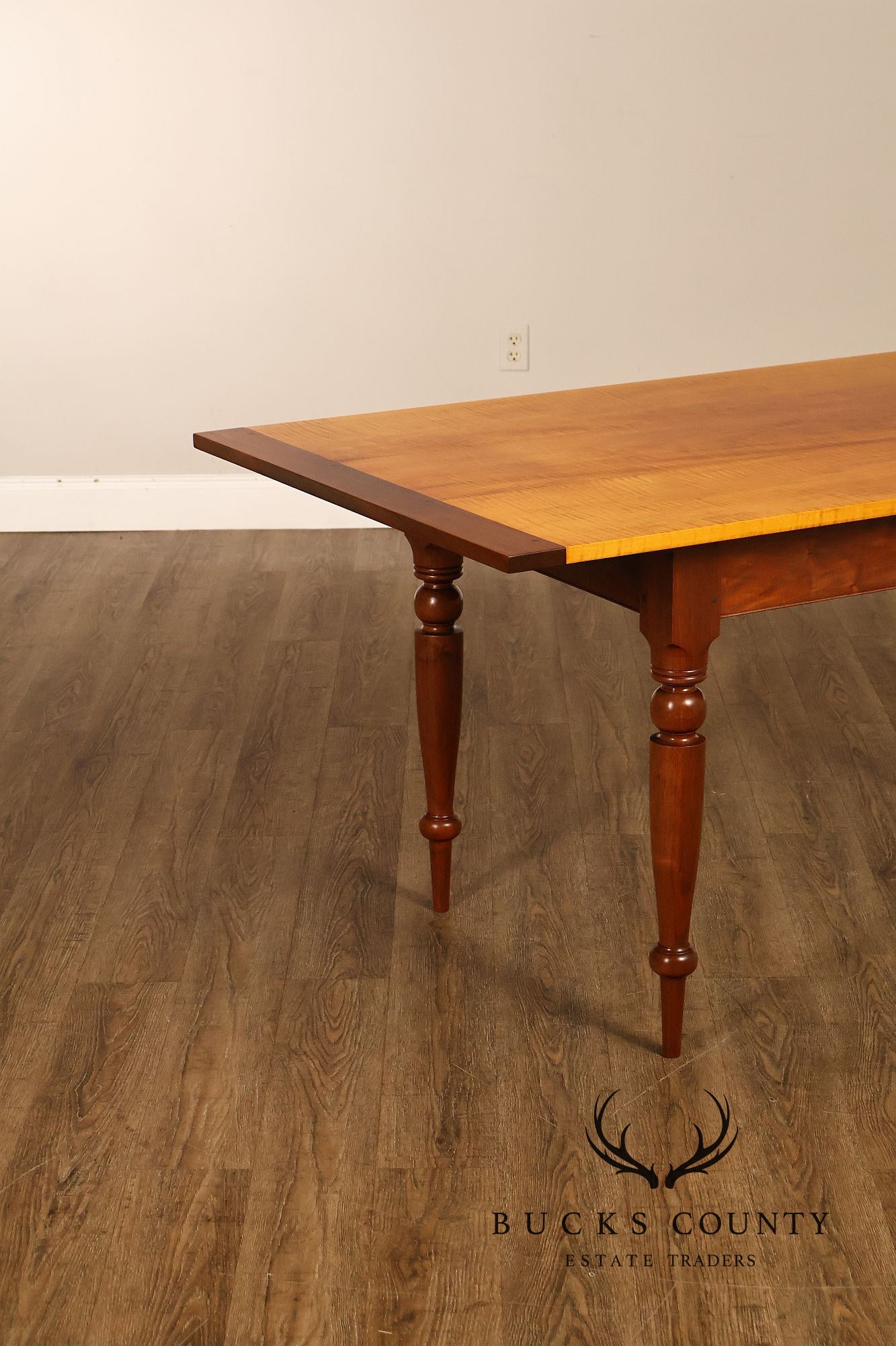 Sheraton Style Benchmade Tiger Maple and Walnut Dining Table