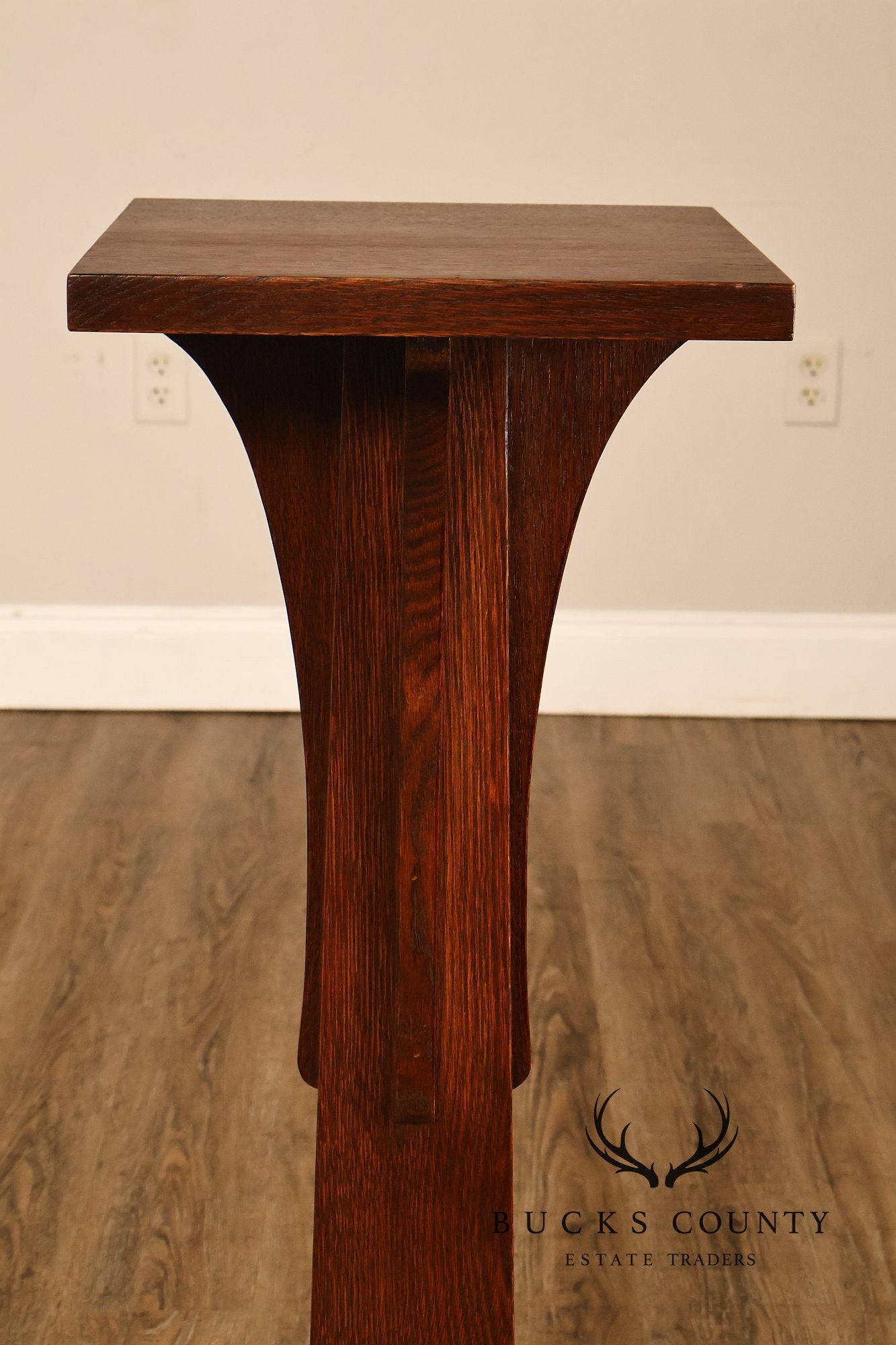 Stickley Mission Collection Oak Pedestal