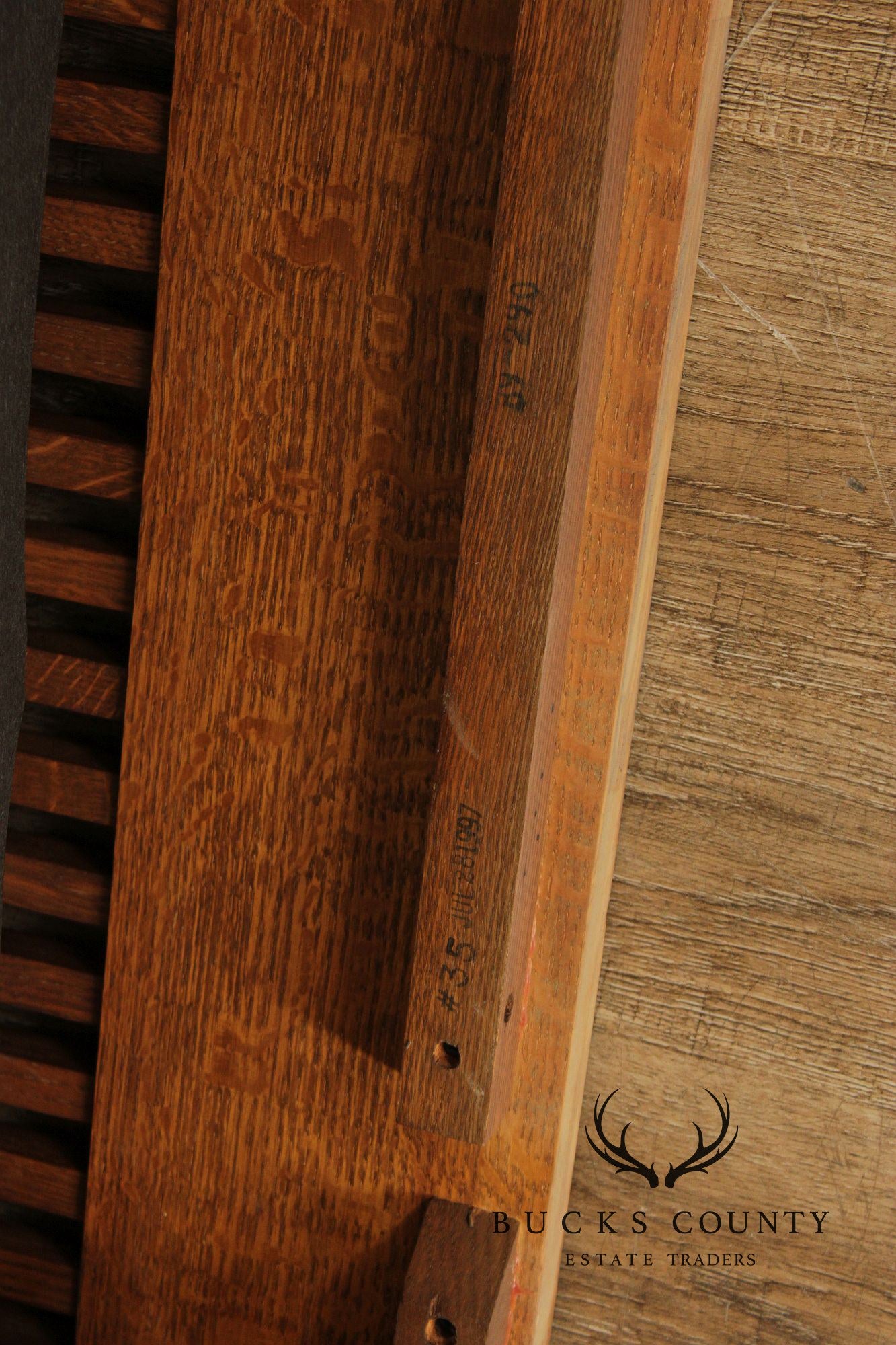 Stickley Mission Collection Oak Spindle Settee