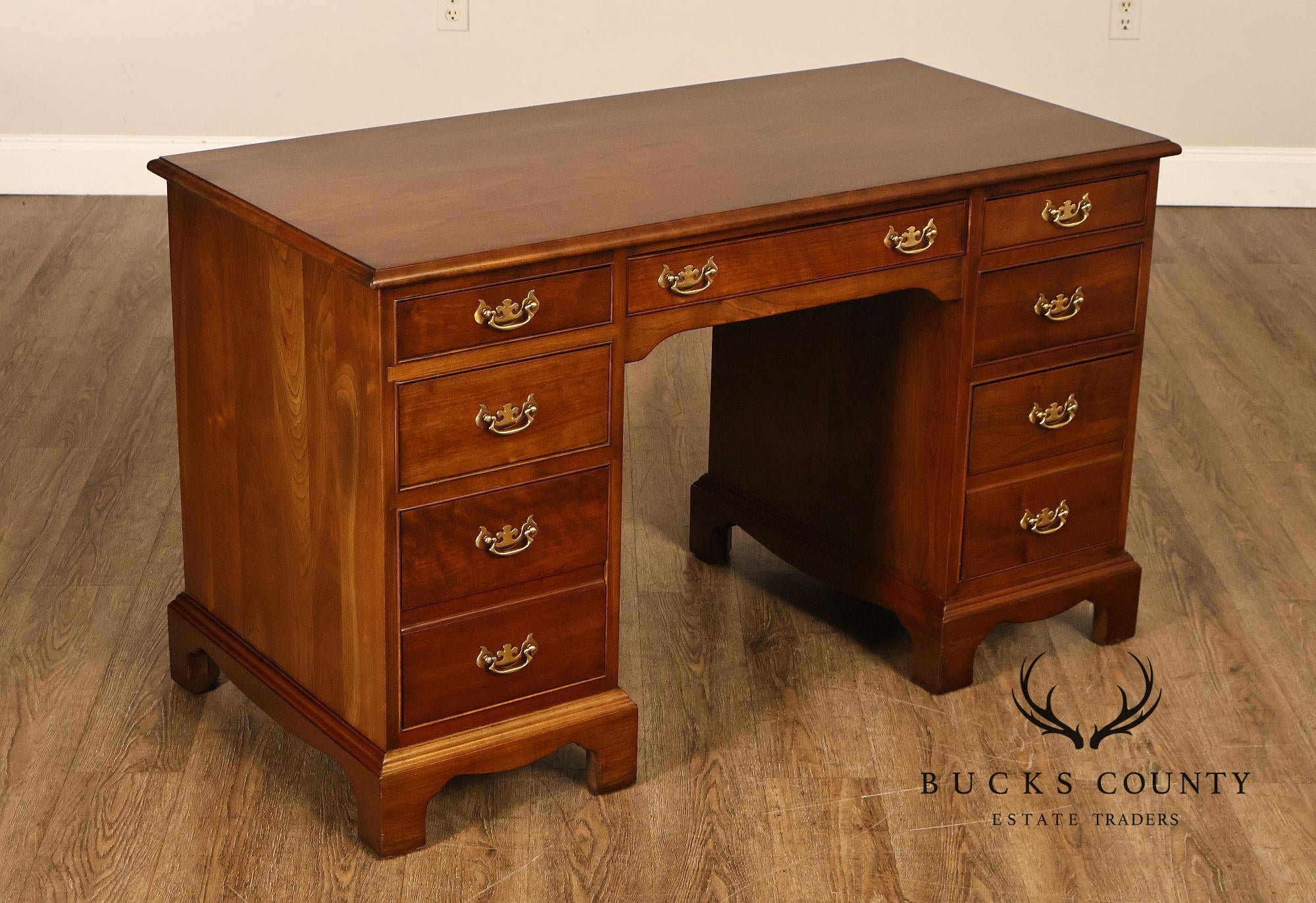 Stickley Chippendale Style Cherry Kneehole Desk