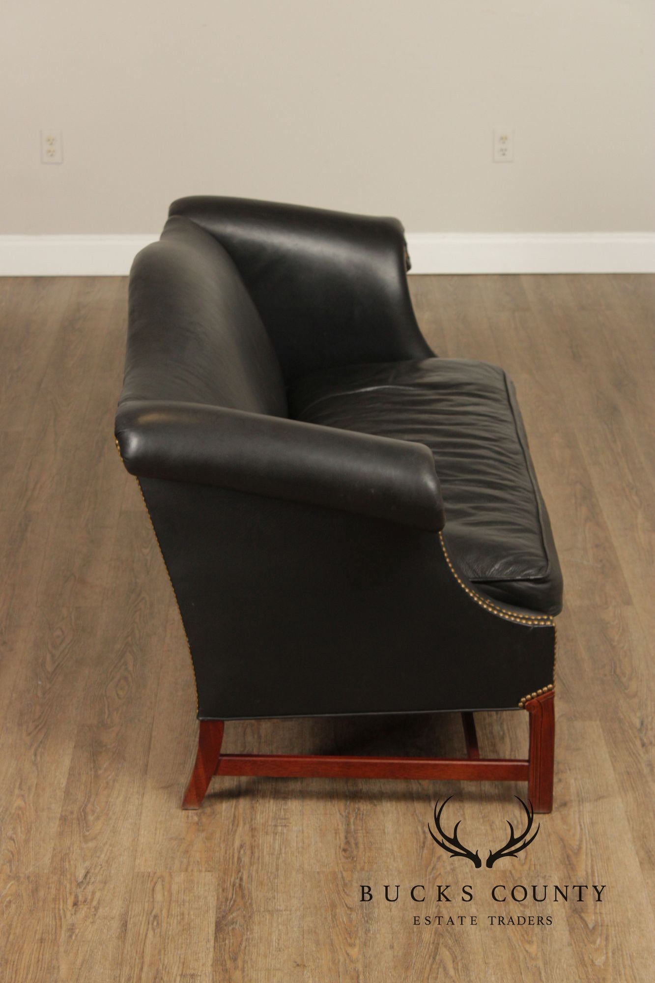 Hickory Chair Chippendale Style Mahogany and Leather Sofa