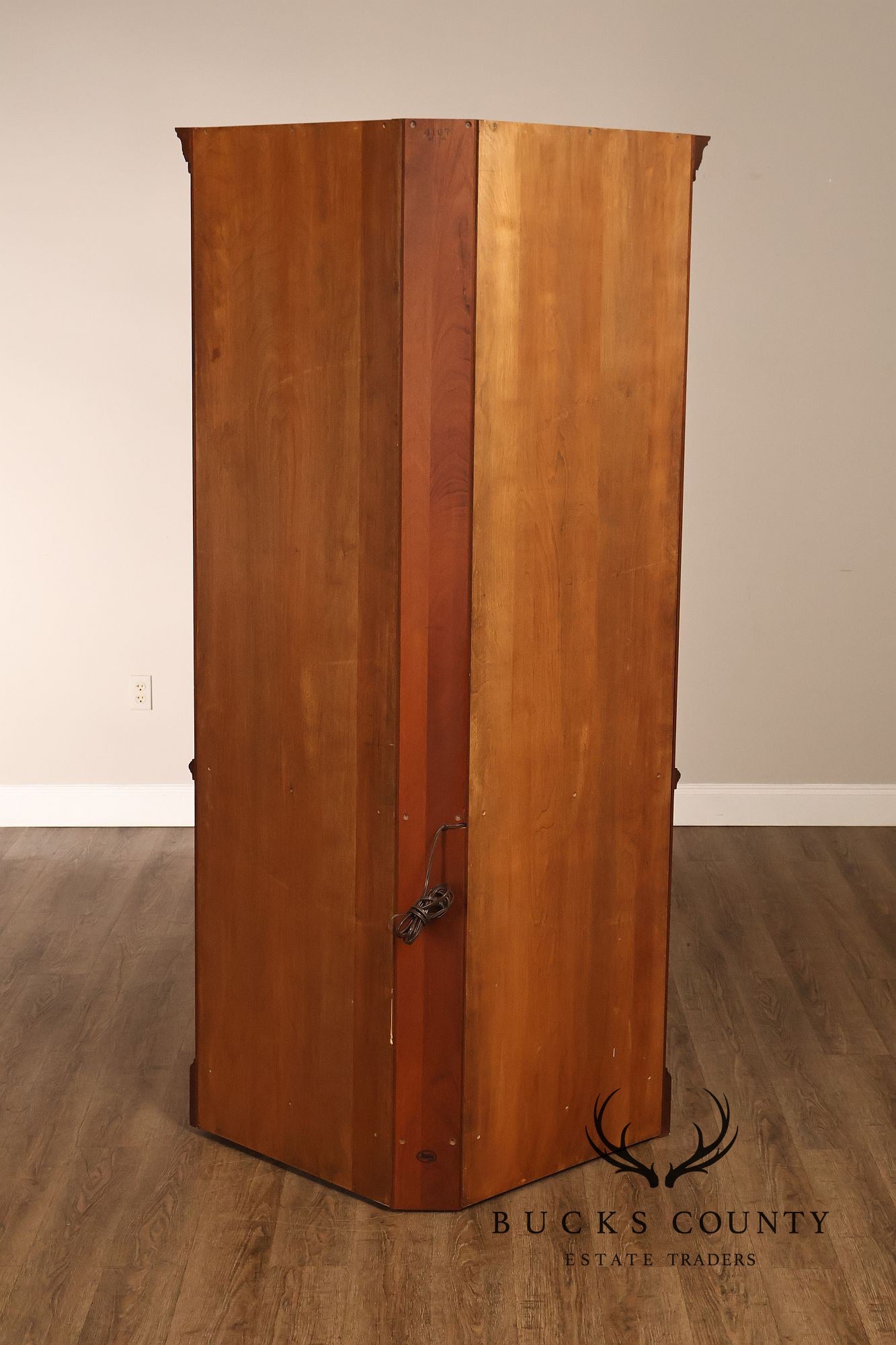 Stickley Traditional Newport Mahogany Lighted Corner Cabinet