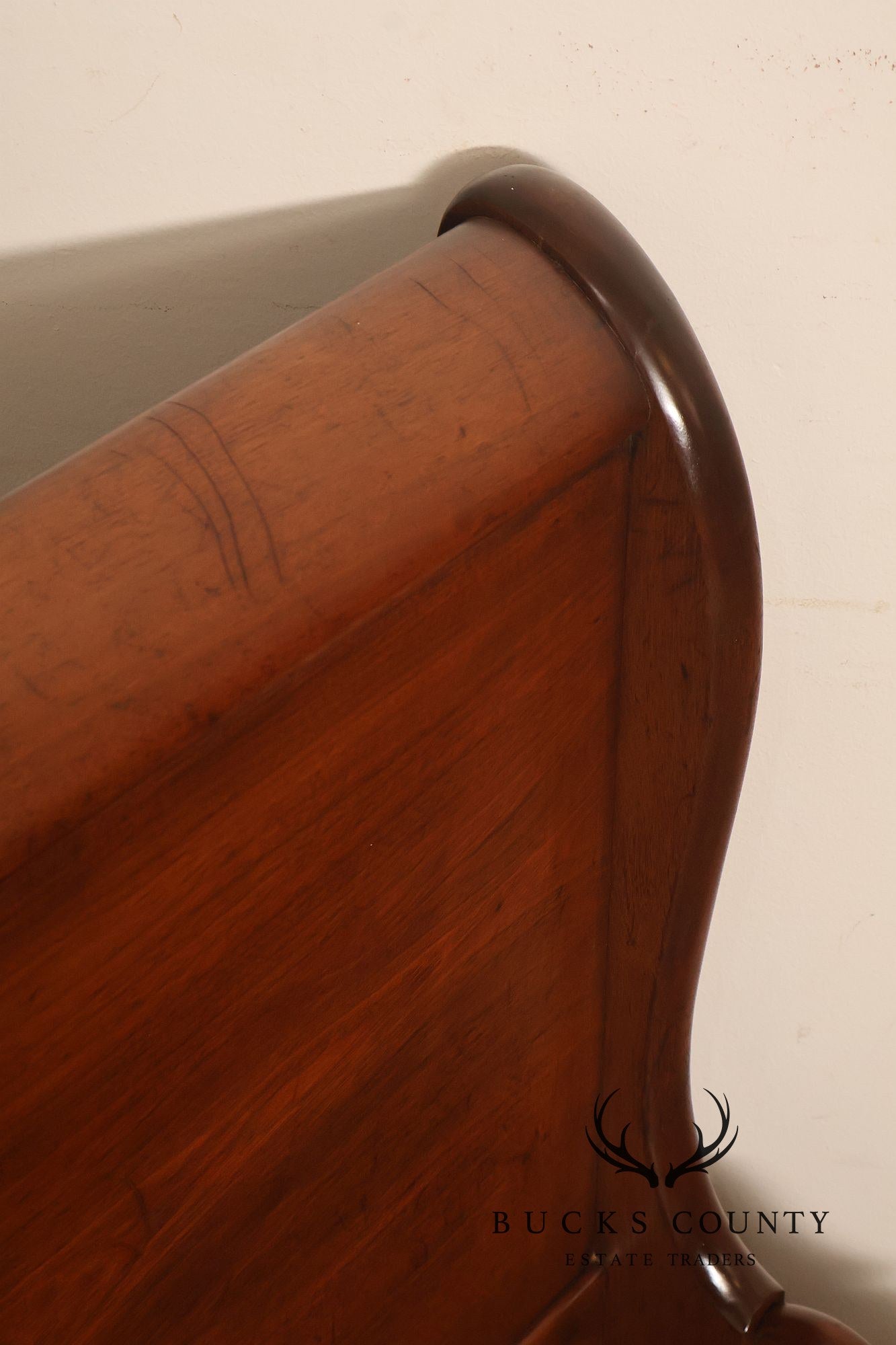 Antique Traditional Full Size Mahogany Sleigh Bed