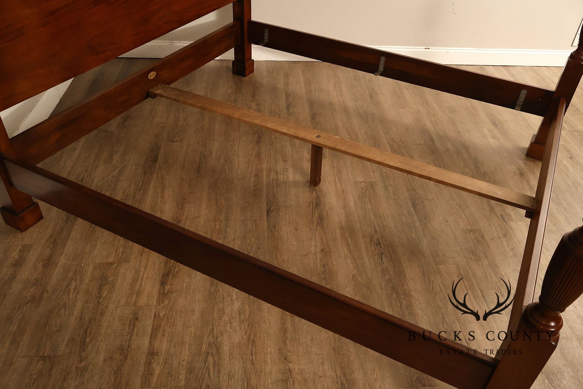 Henredon Historic Natchez Collection Southern Colonial Mahogany King Canopy Poster Bed