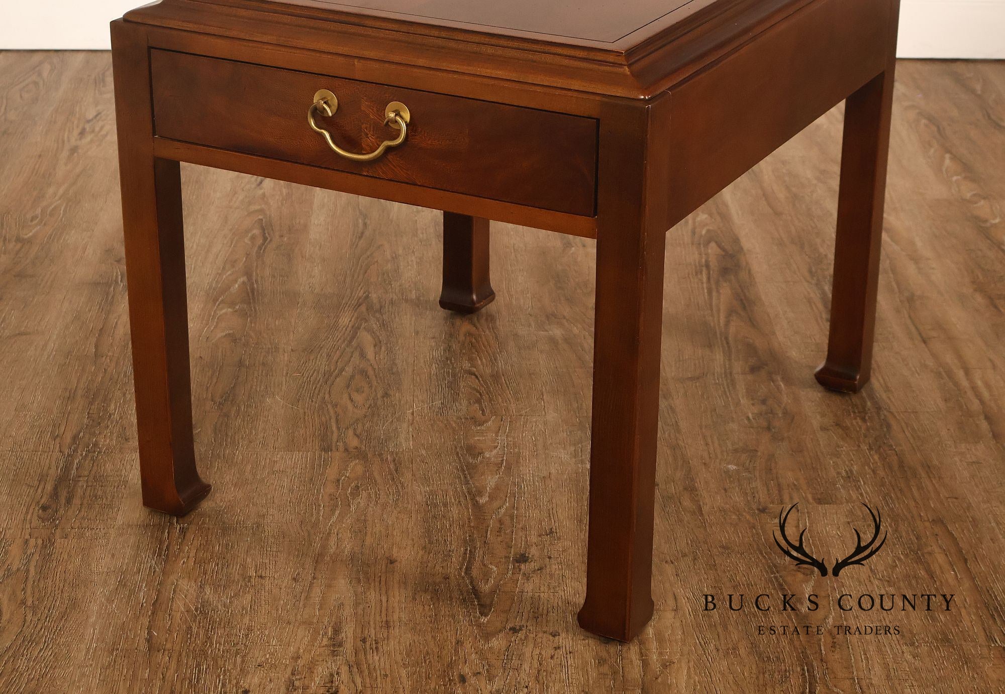 Hekman Ming Style Mahogany End Table