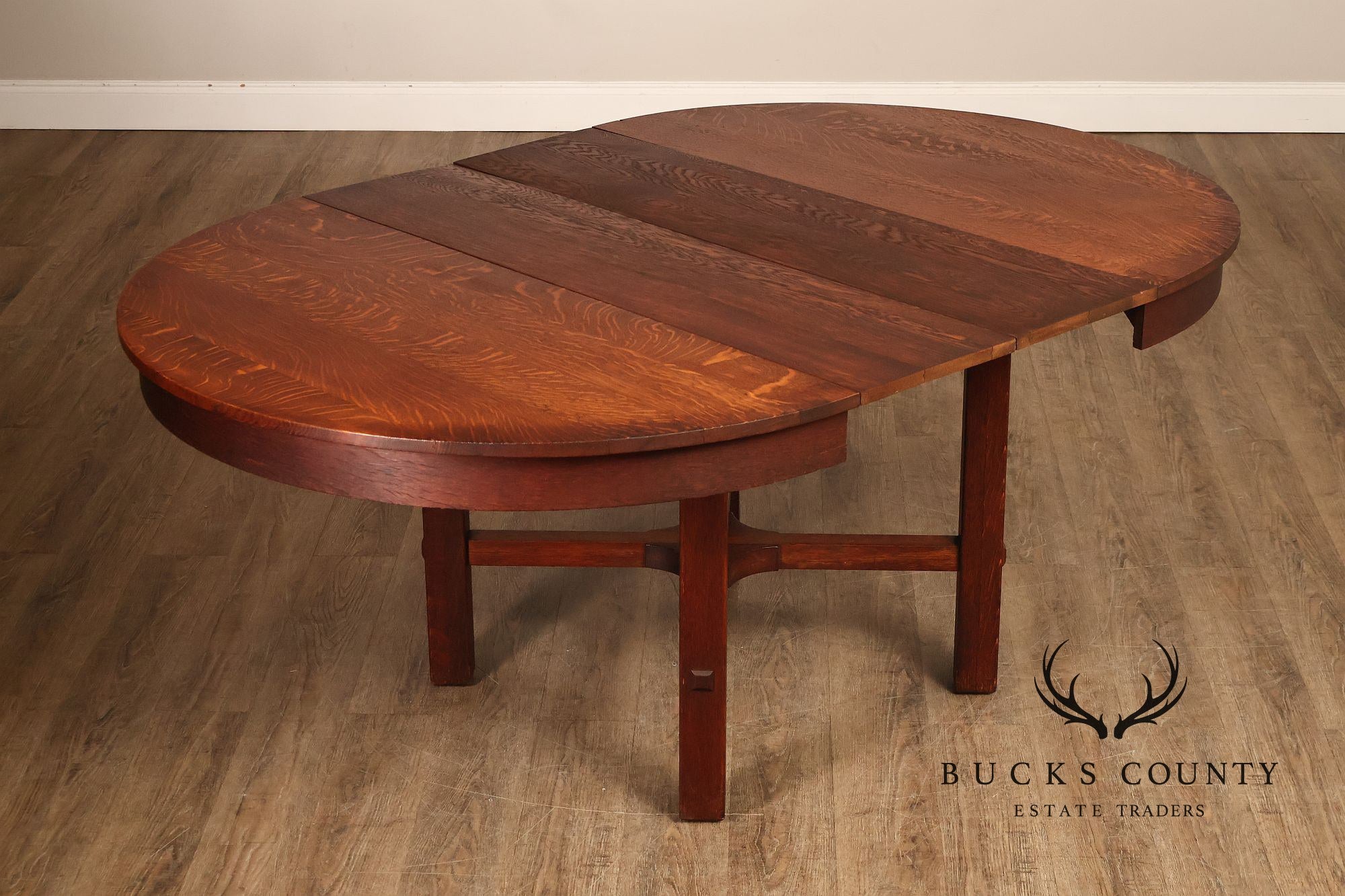 Antique L&JG Stickley Round Extendable Mission Oak Dining Table