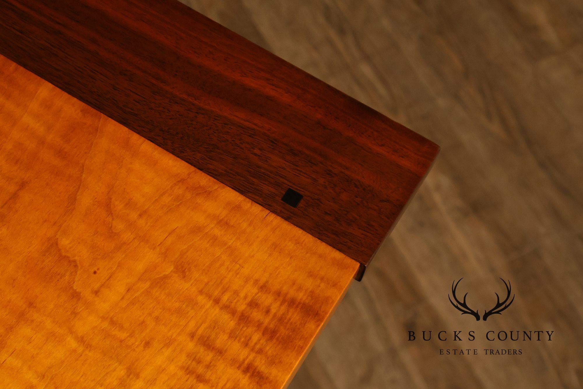 Sheraton Style Benchmade Tiger Maple and Walnut Dining Table