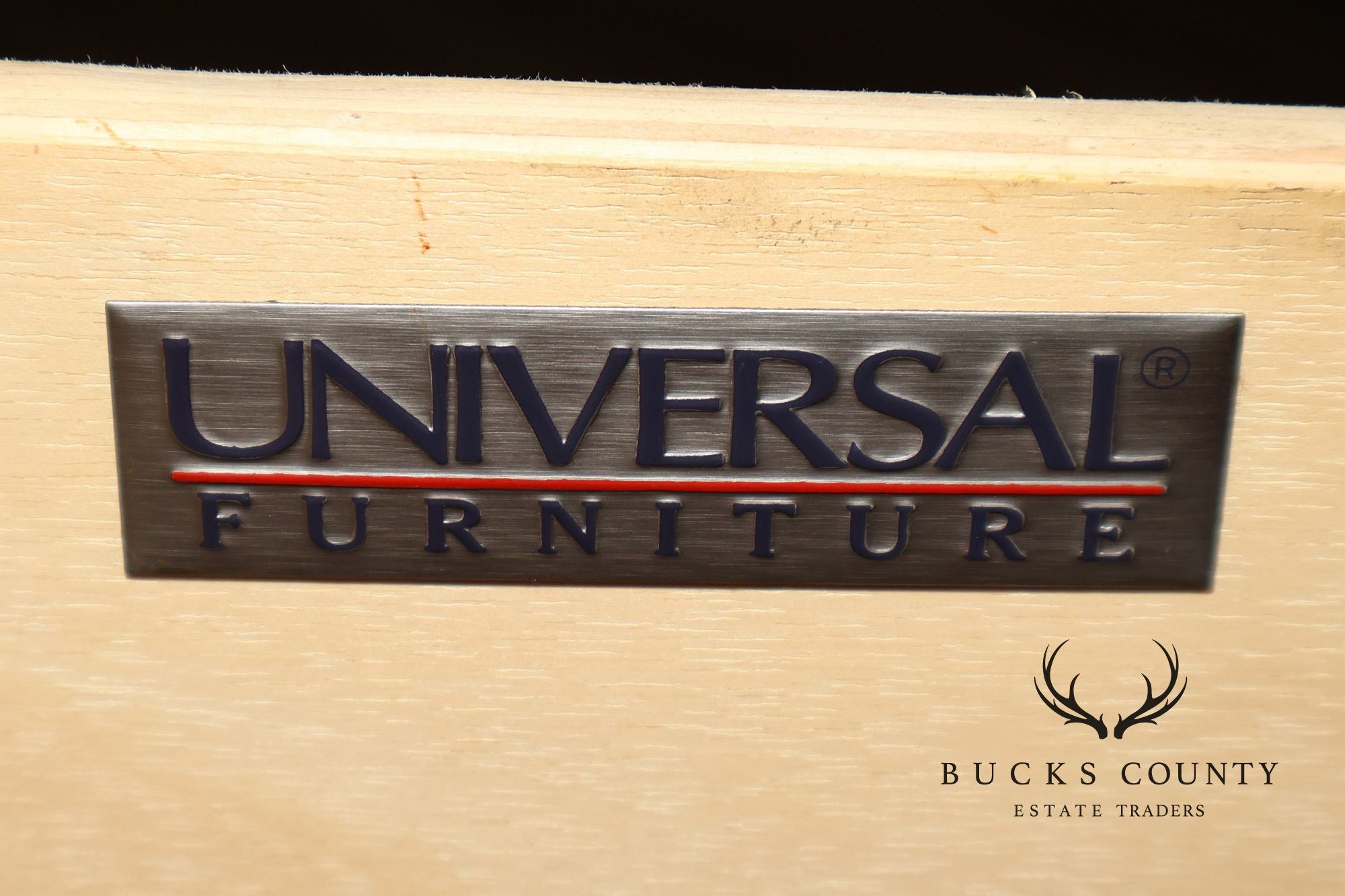 Universal Furniture Georgian S995tyle Marble Top Buffet Sideboard