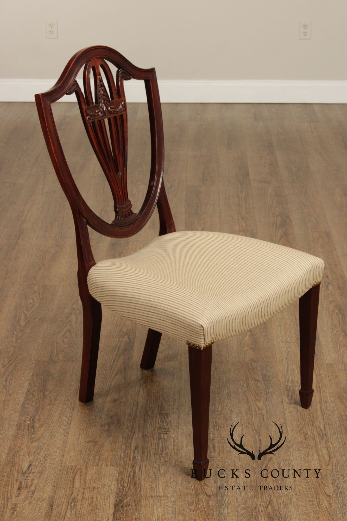 Baker Hepplewhite Style Set of Eight Mahogany Dining Chairs