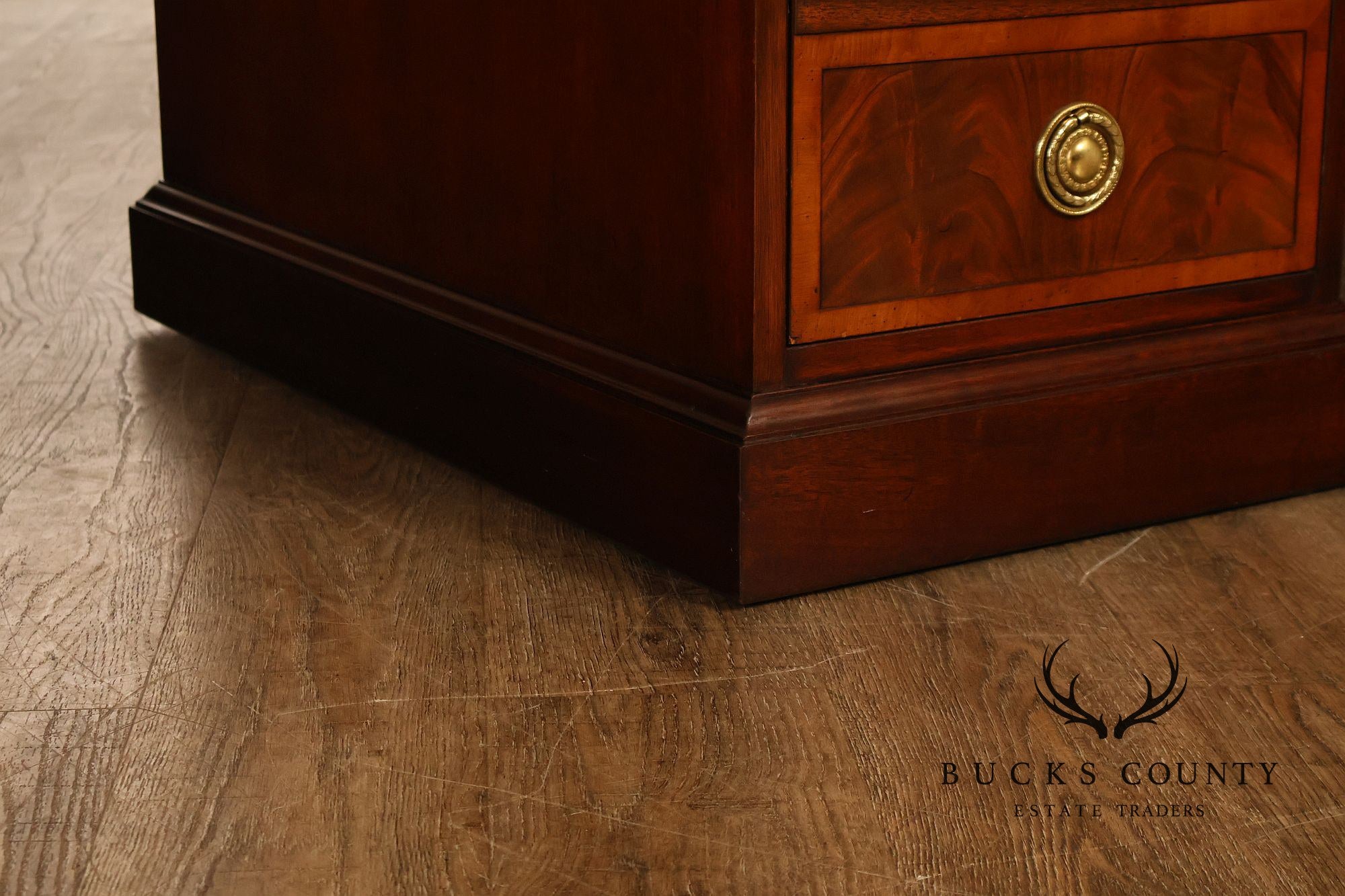 Hekman Traditional Mahogany Inlaid Seven Drawer Executive Desk
