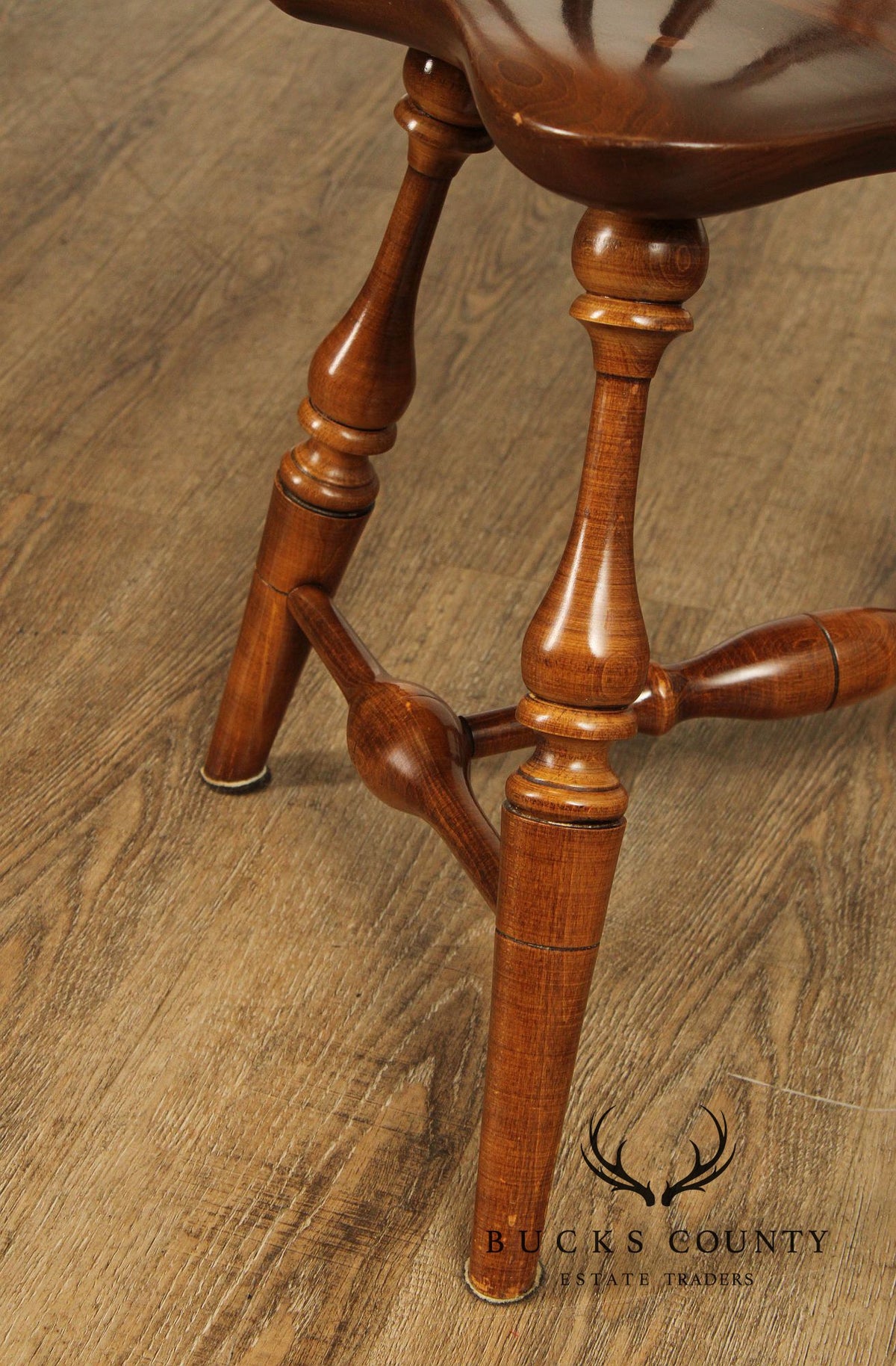 Frederick Duckloe Colonial Revival Style Pair of Windsor Side Chairs