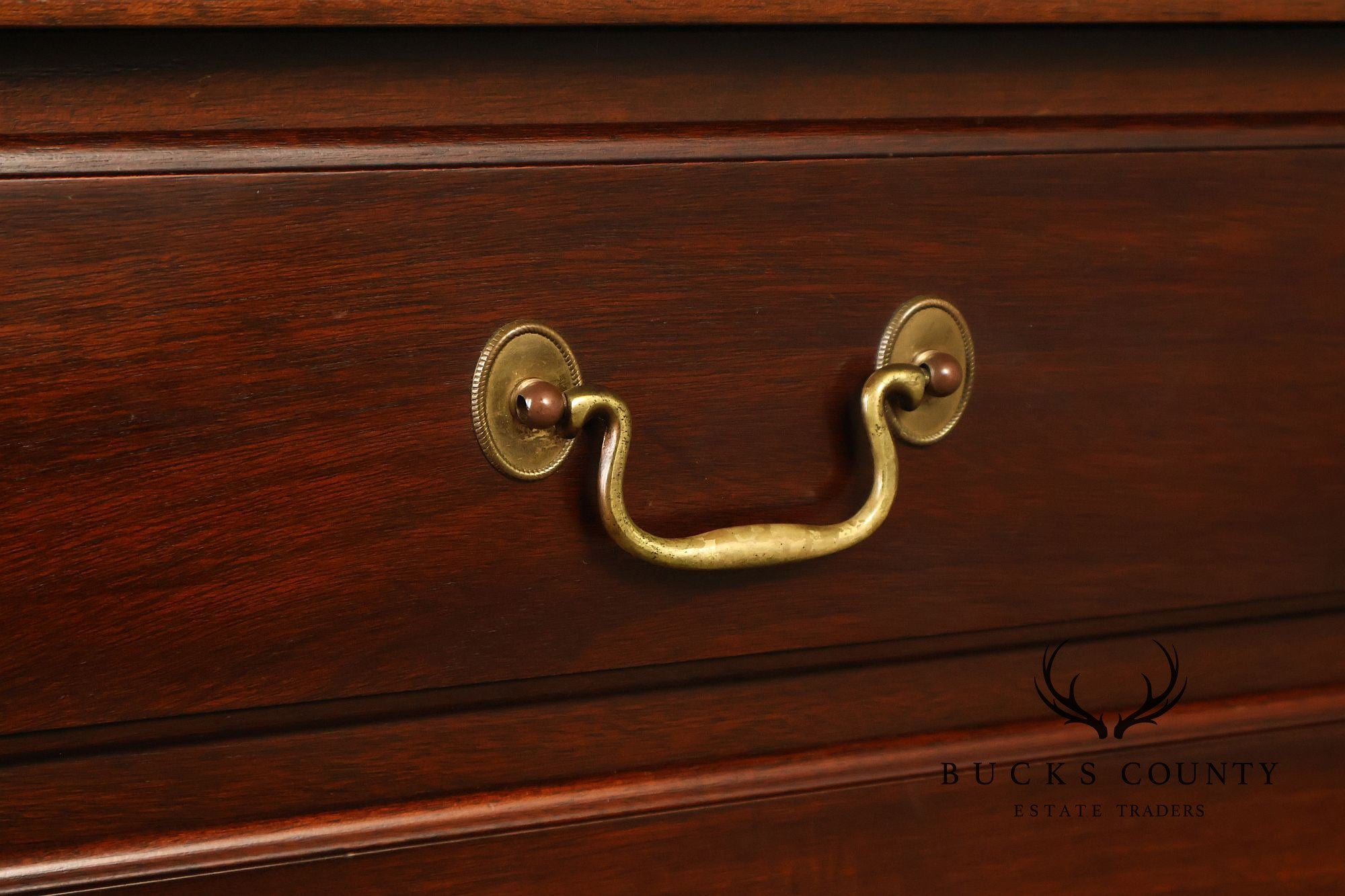 Henkel Harris Virginia Galleries Vintage Mahogany Long Dresser