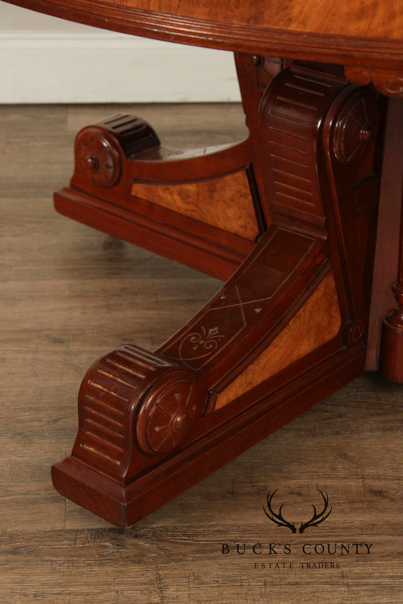Antique Victorian Eastlake Walnut Expandable Pedestal Dining Table