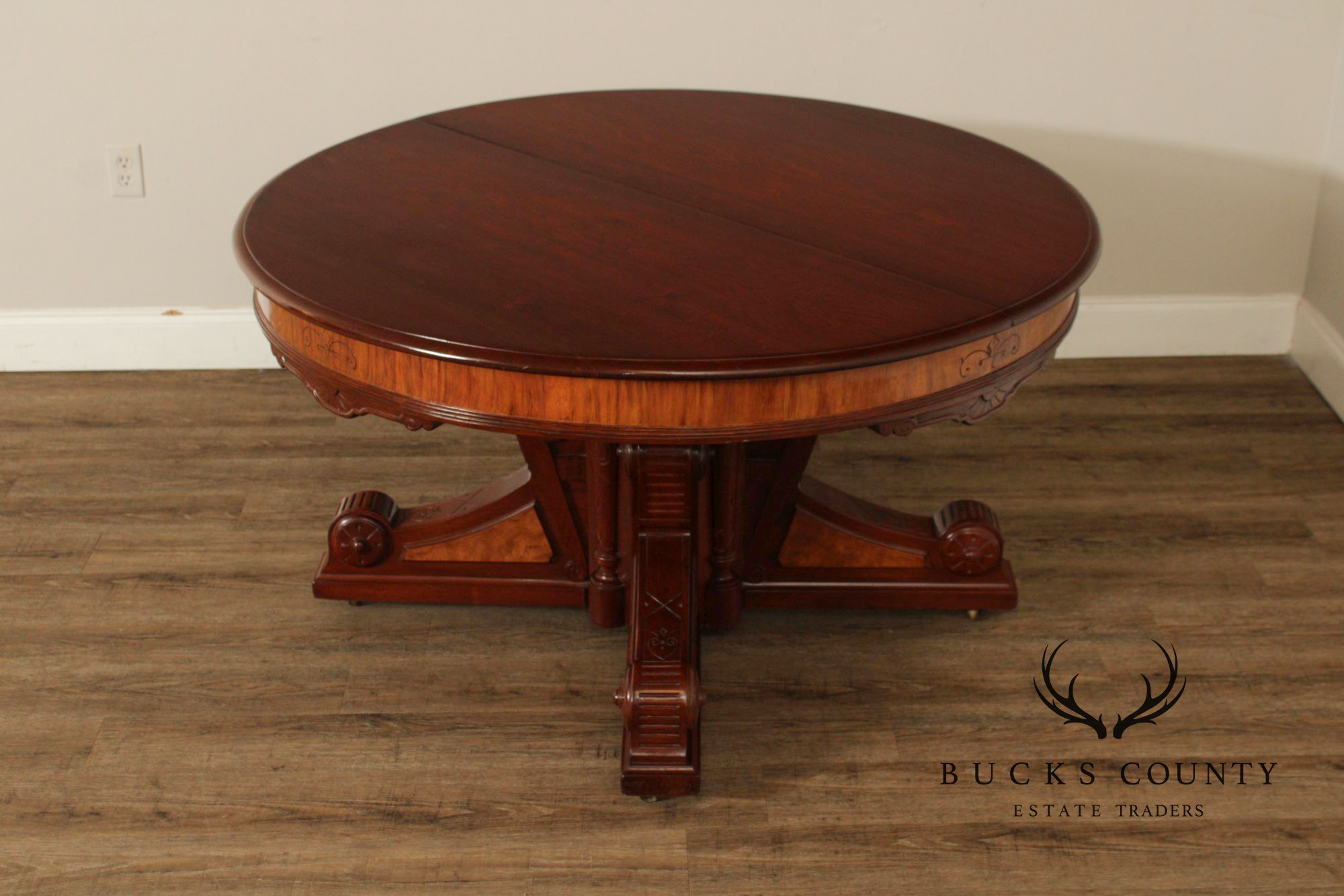 Antique Victorian Eastlake Walnut Expandable Pedestal Dining Table