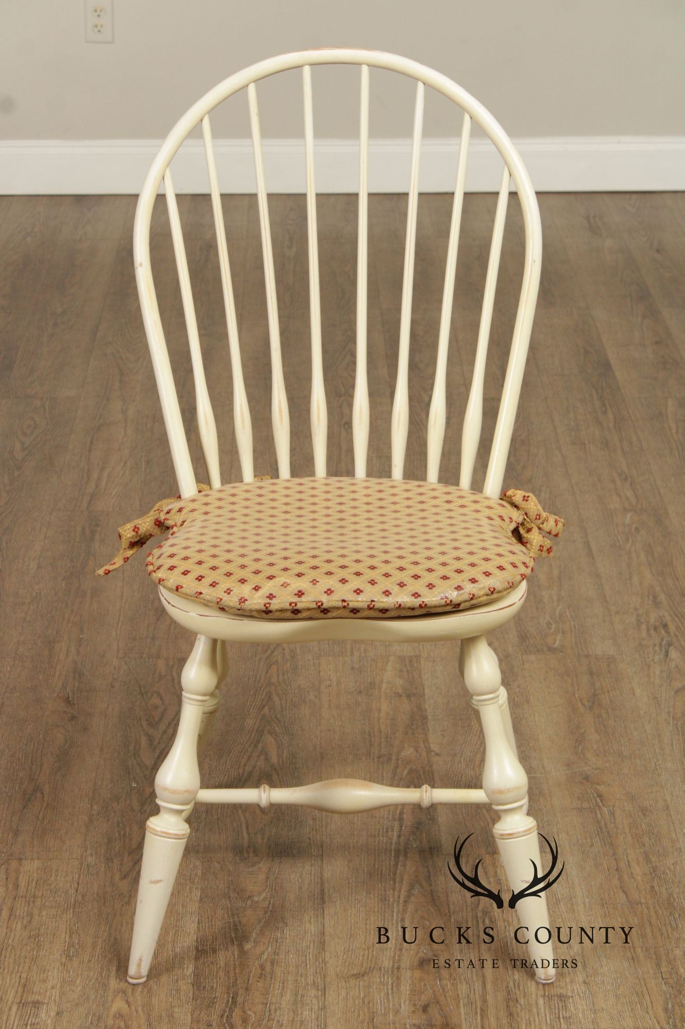 Nichols and Stone Set of Six Painted Windsor Dining Chairs