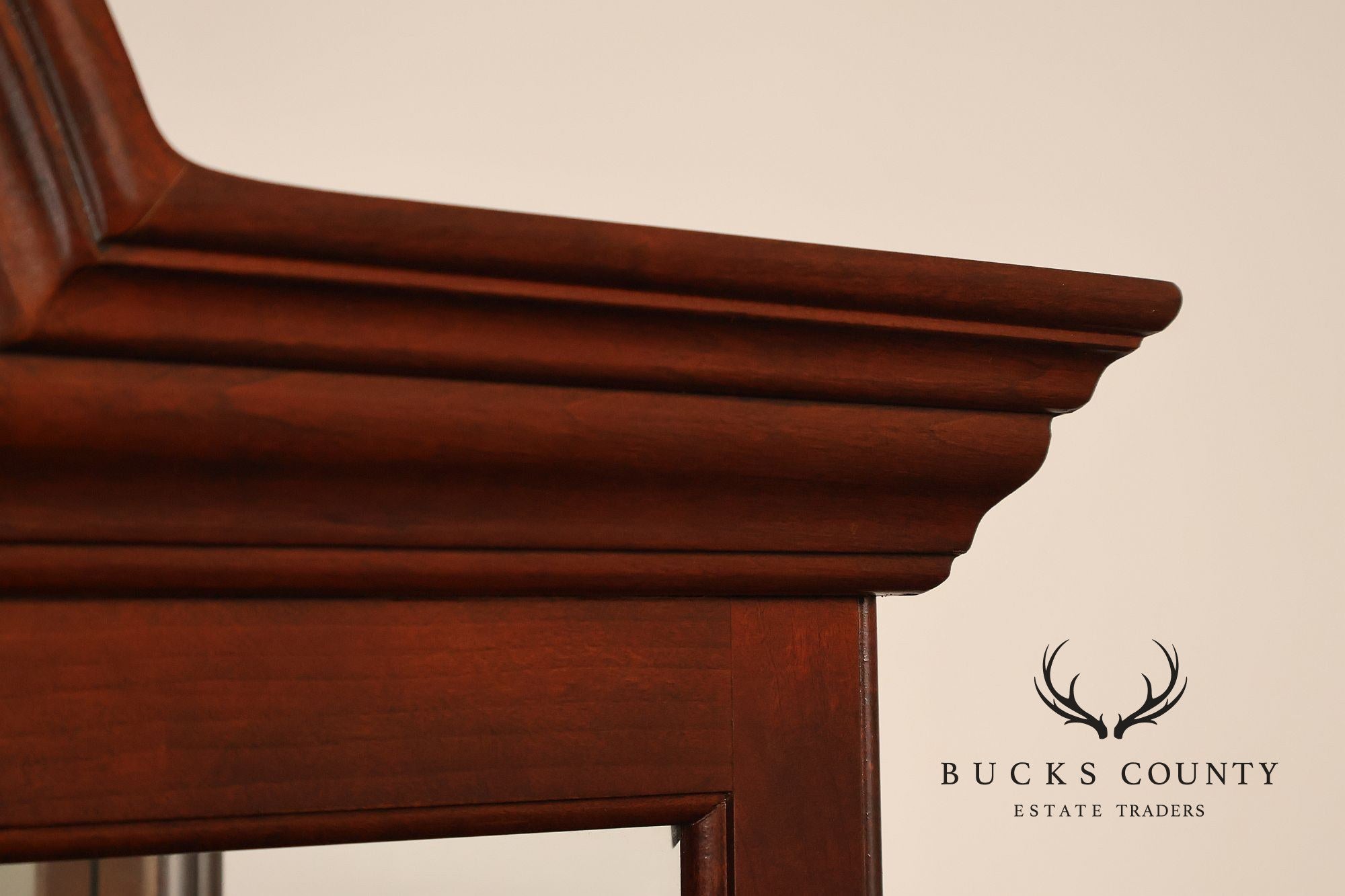 Pennsylvania House Traditional Cherry Lighted Glass Curio Display Cabinet