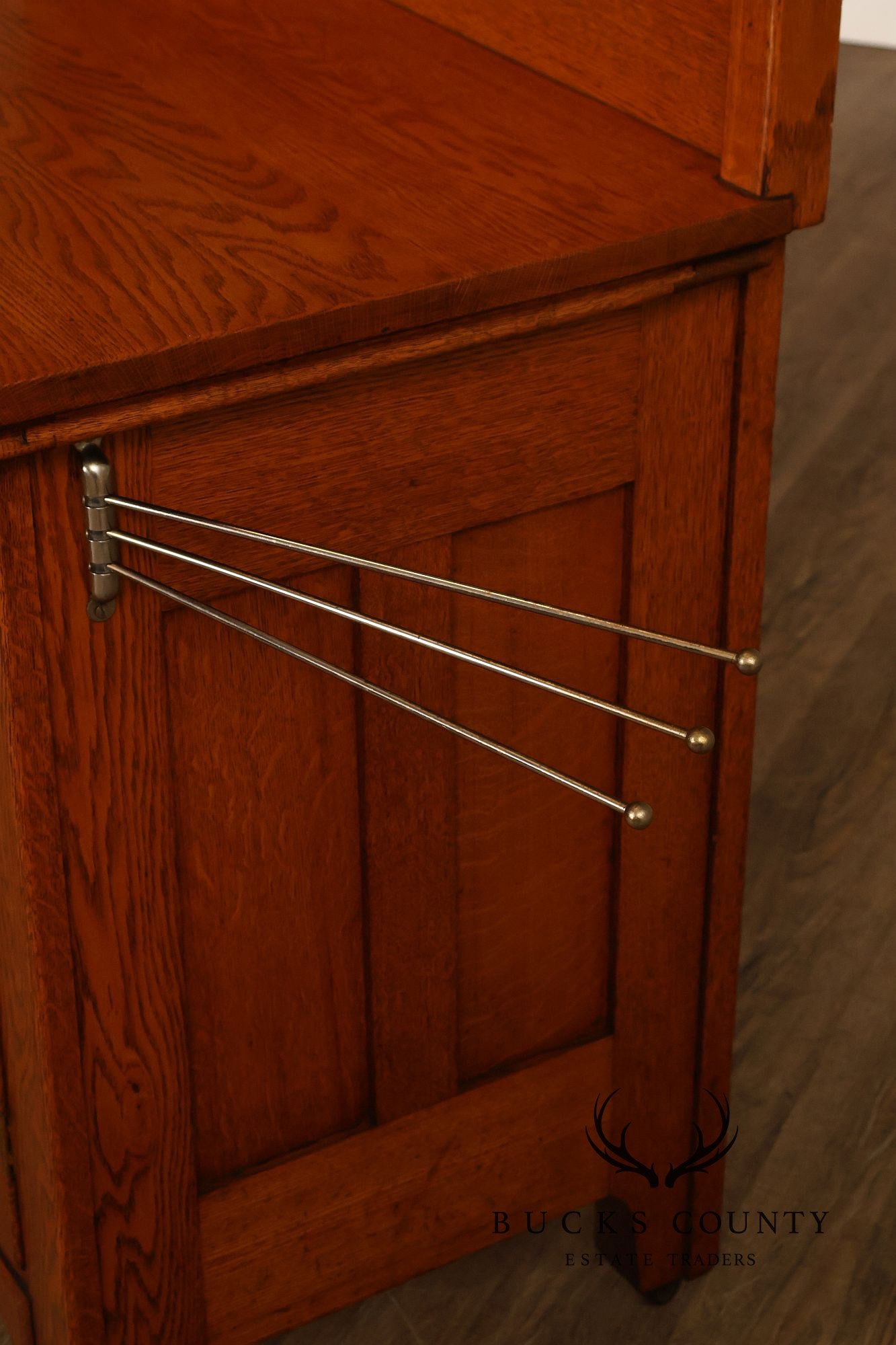 Paine’s Furniture Company Antique Victorian Oak Washstand