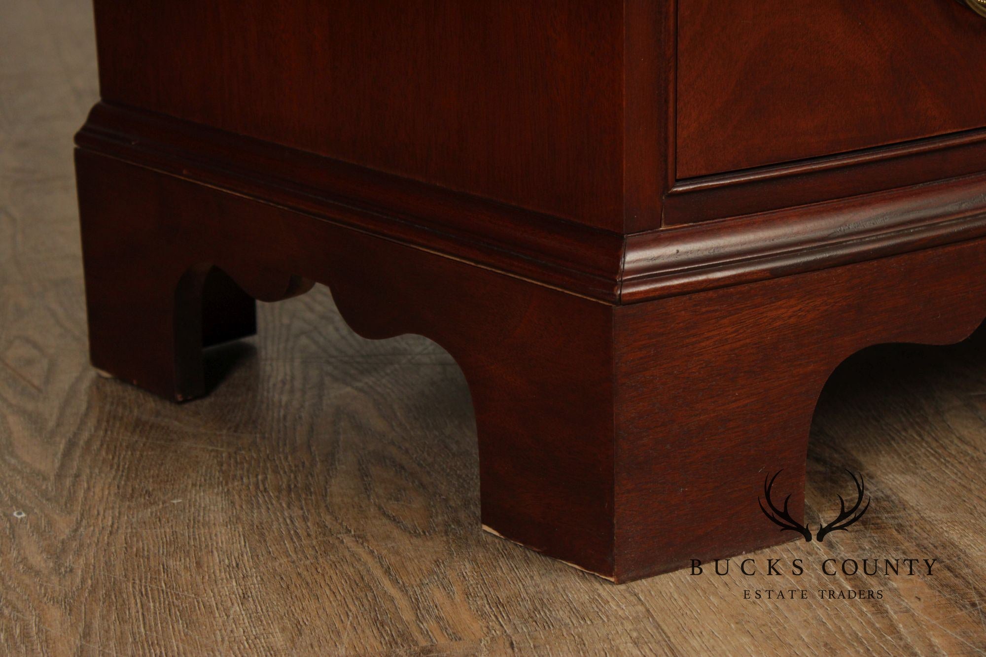 Ethan Allen Hepplewhite Style Mahogany Chest of Drawers