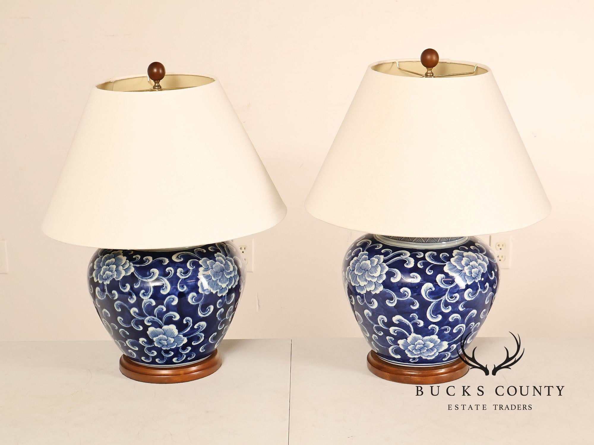 Ralph Lauren Asian Style Pair of Blue And White Ginger Jar Table Lamps