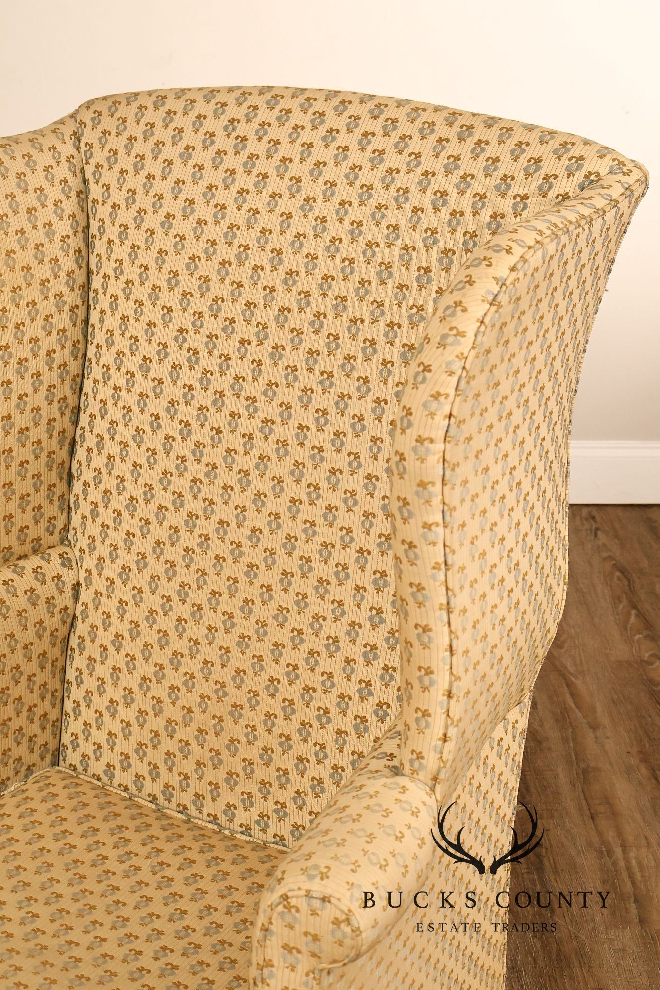 Kittinger Williamsburg Adaptation Mahogany Wing Chair