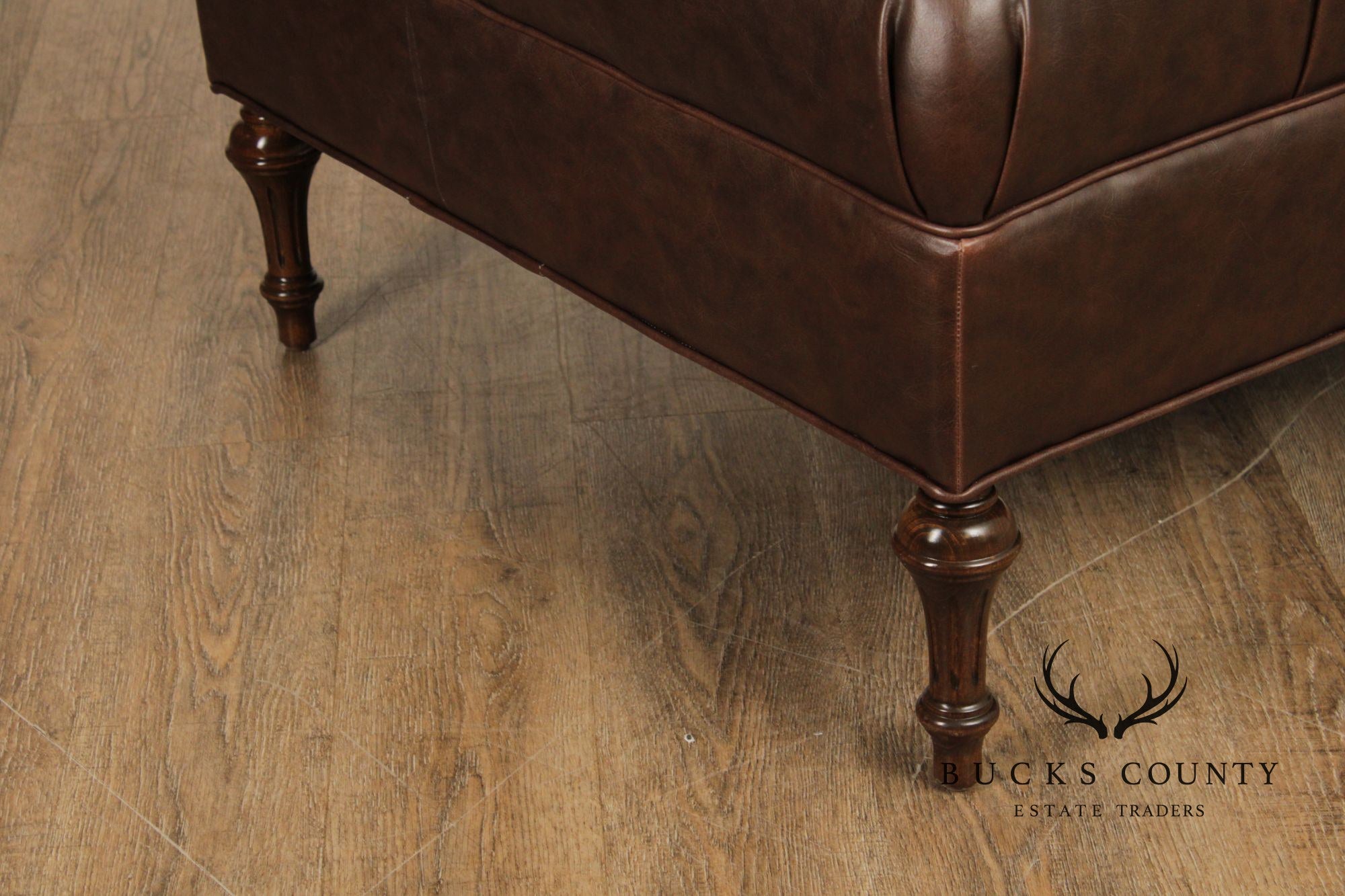 English Traditional Style Tufted Ottoman