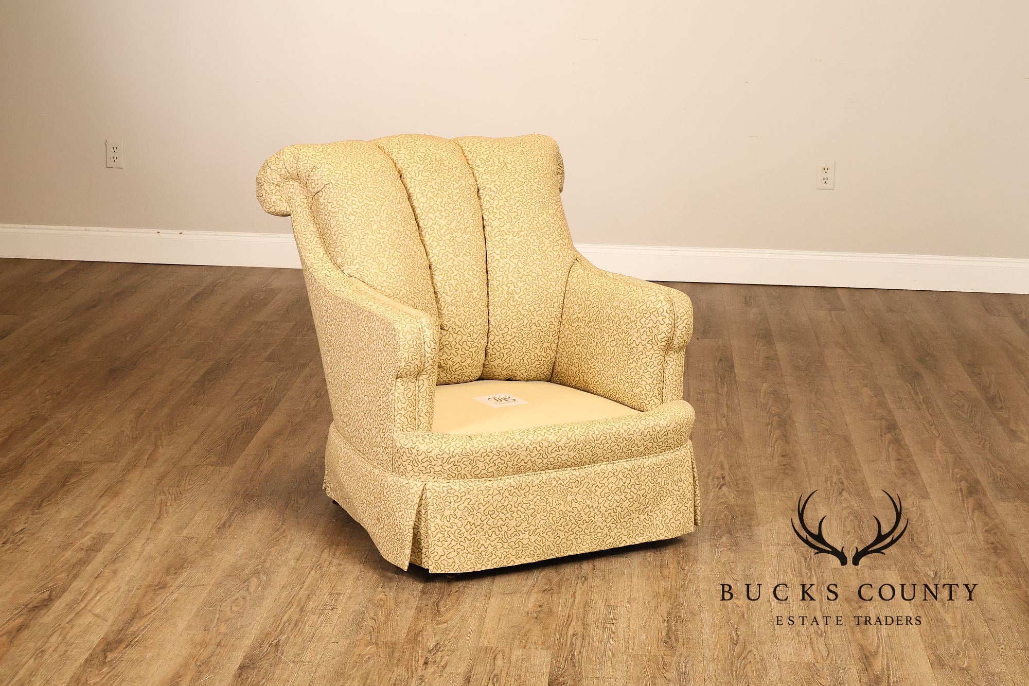JRS Furniture Pair Of Upholstered Club Chairs