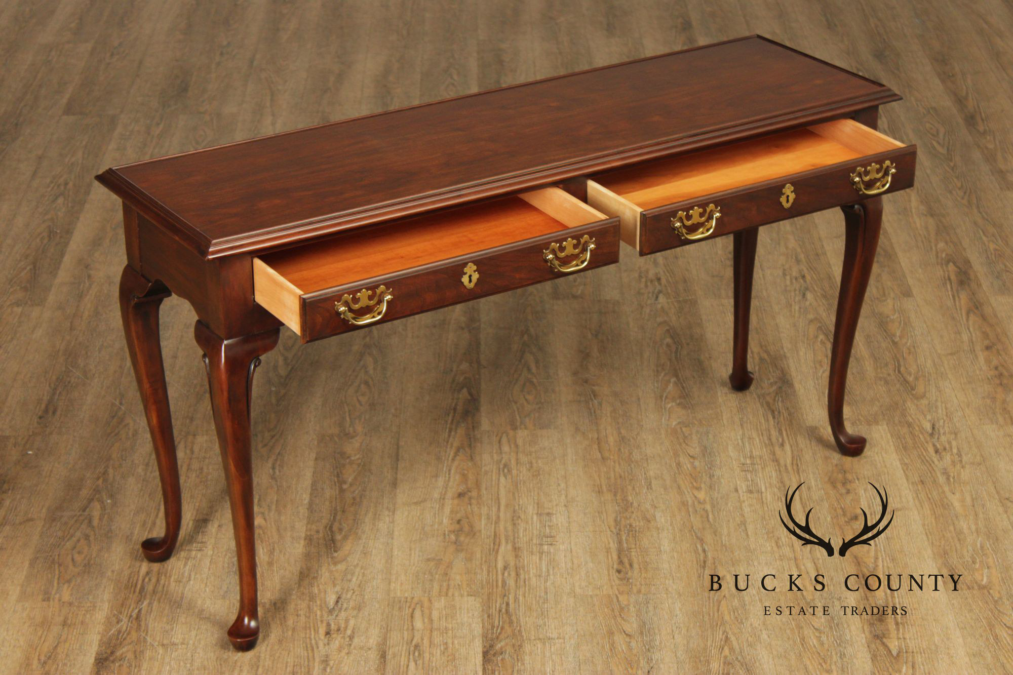 Drexel Heritage Queen Ann Style Vintage Cherry Sofa Table