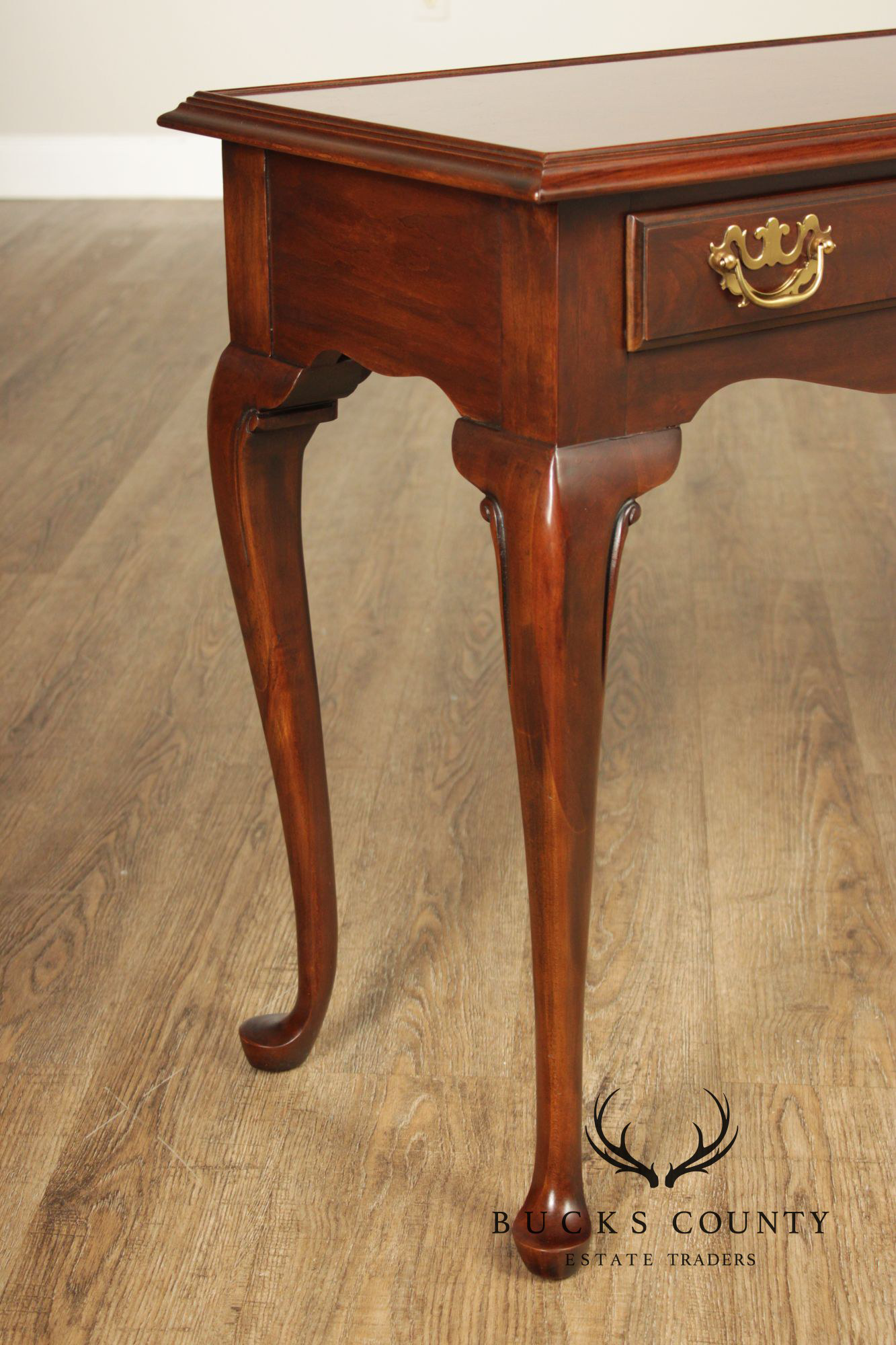 Drexel Heritage Queen Ann Style Vintage Cherry Sofa Table