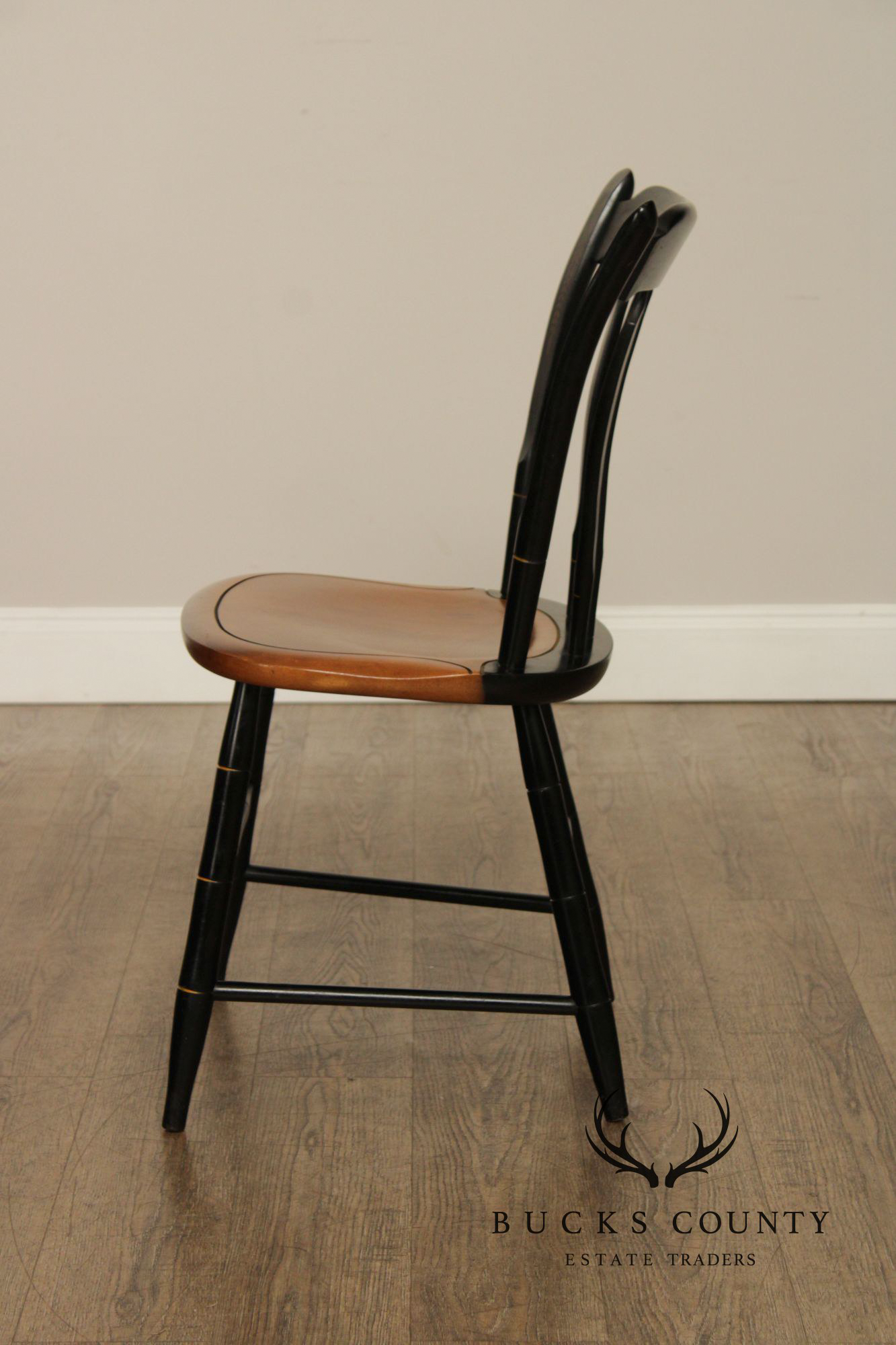 L. Hitchcock Stencil Decorated Desk or Side Chair
