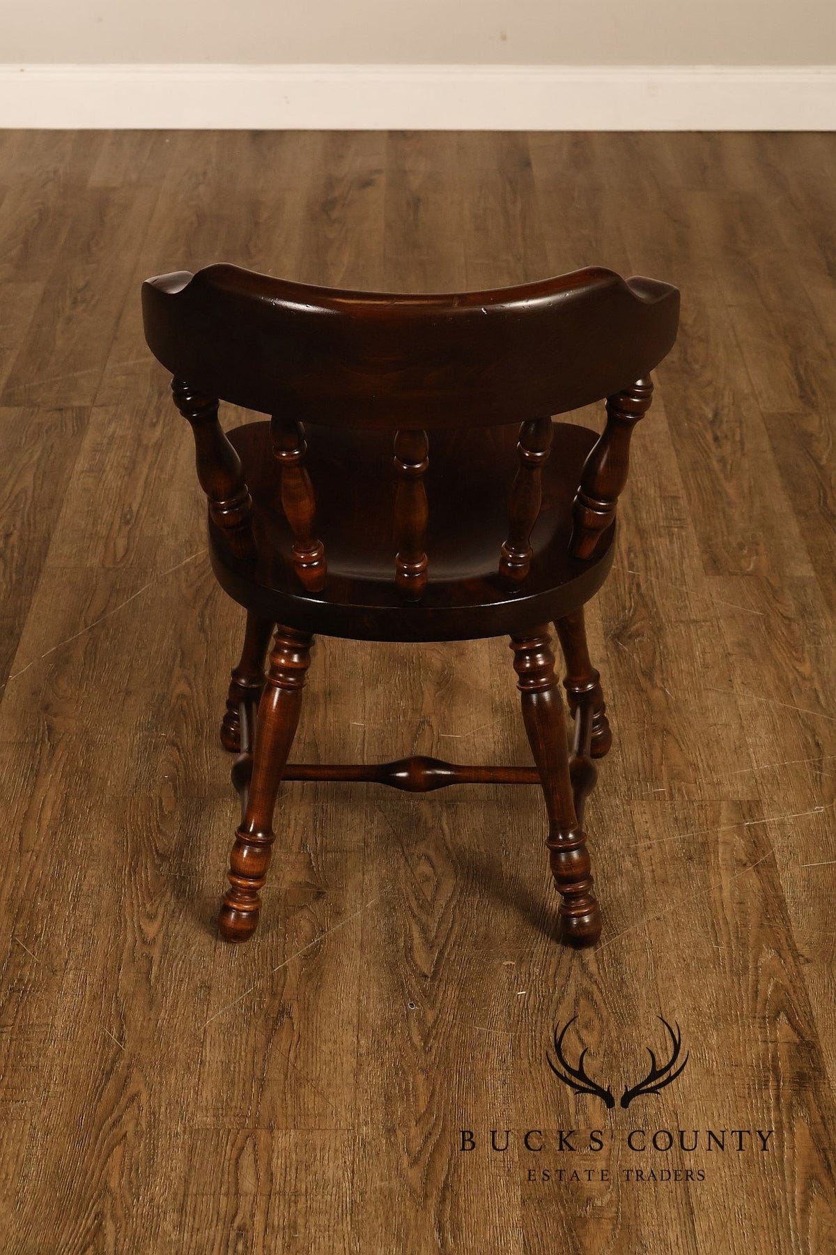 Set Of Four Ethan Allen Colonial Style Dark Finish Windsor Dining Chairs