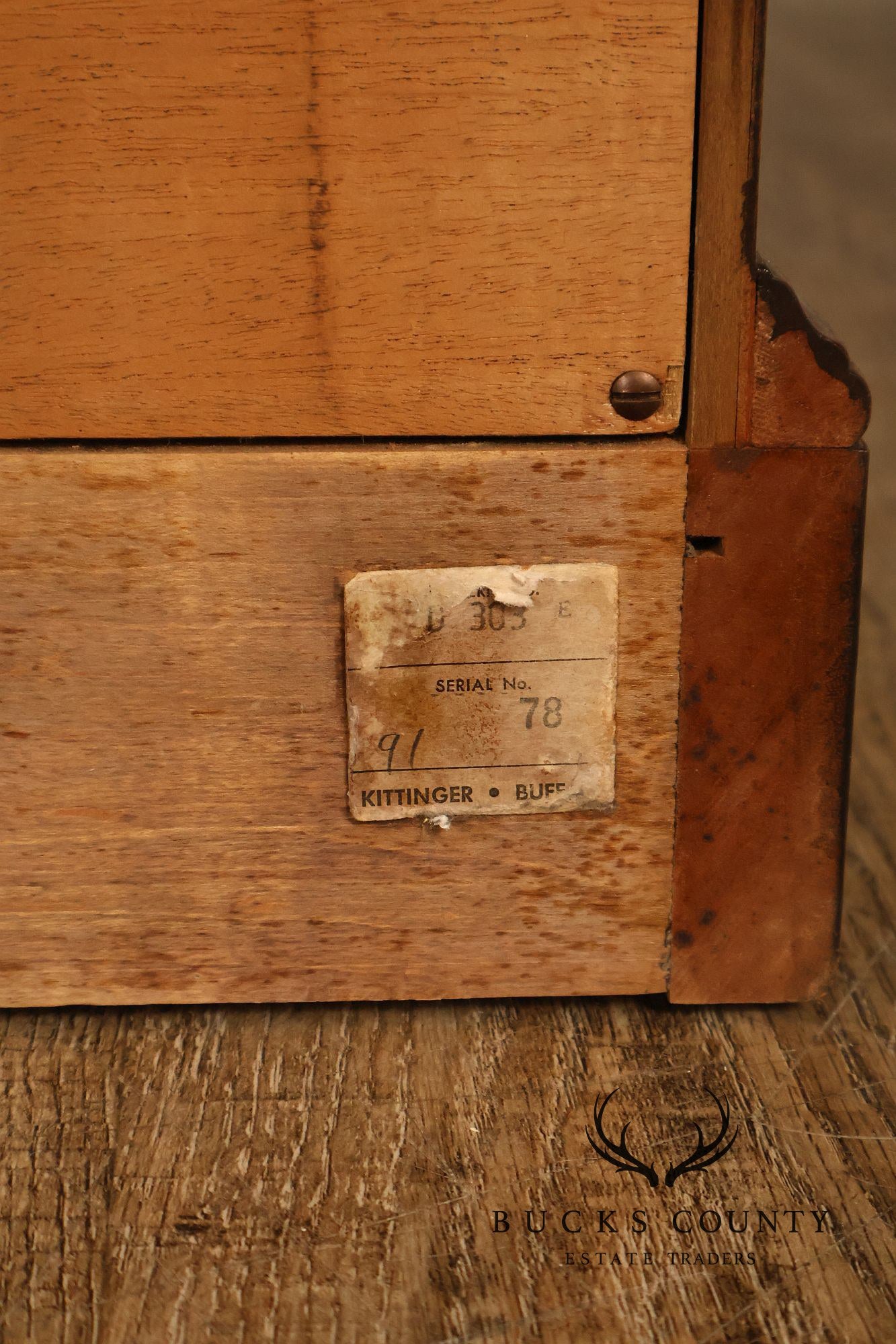 Kittinger Mahogany Chippendale Style Breakfront China Cabinet