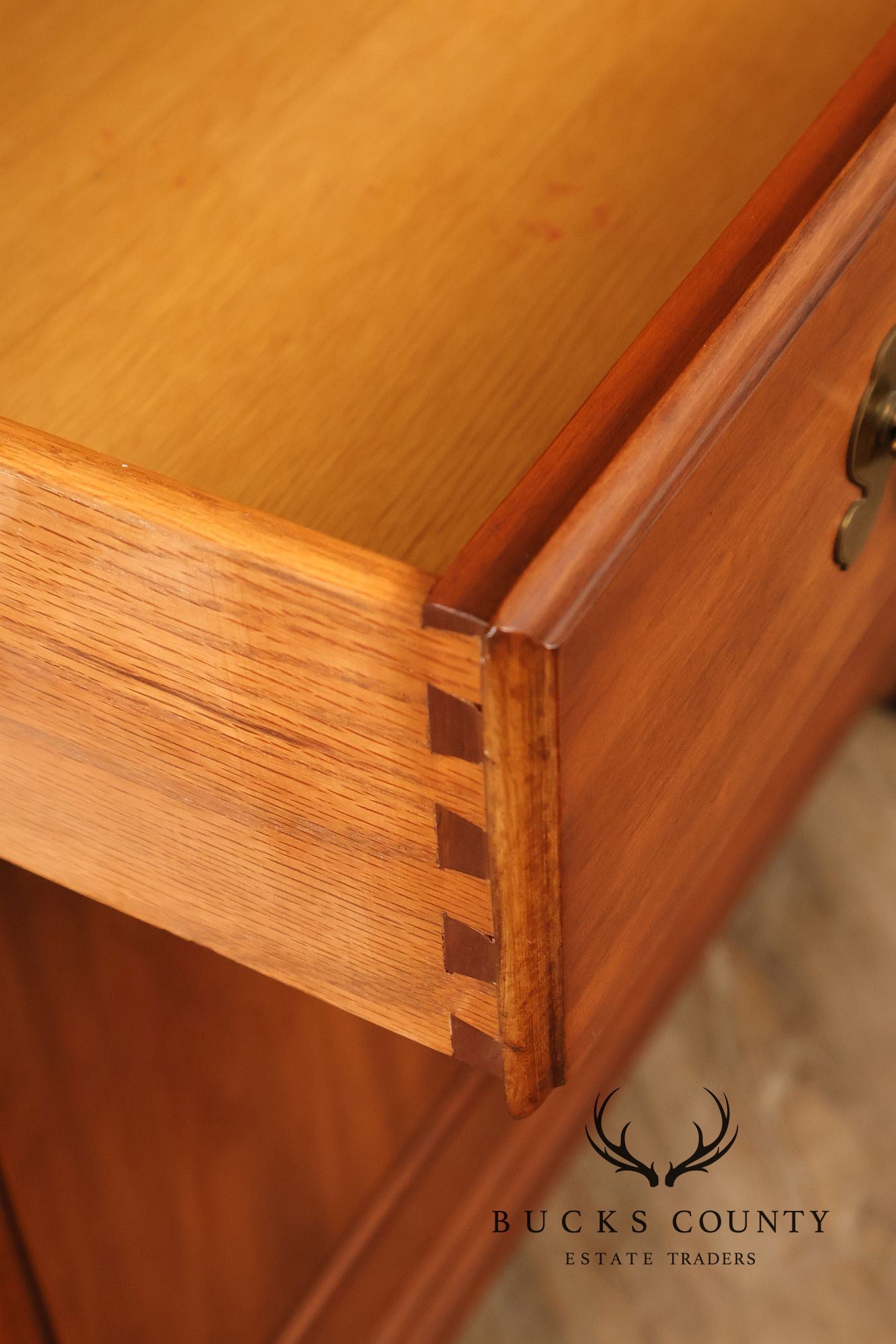 Henkel Harris Georgian Style Cherry Flip Top Server Cabinet