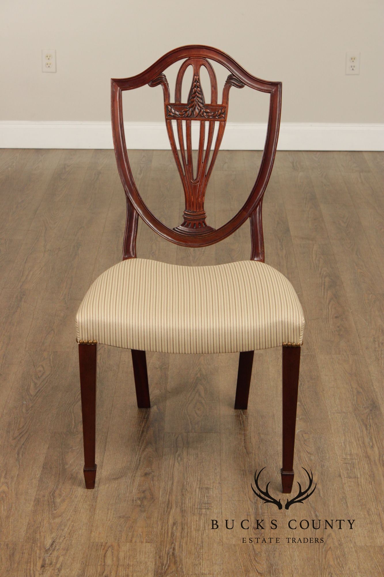 Baker Hepplewhite Style Set of Eight Mahogany Dining Chairs