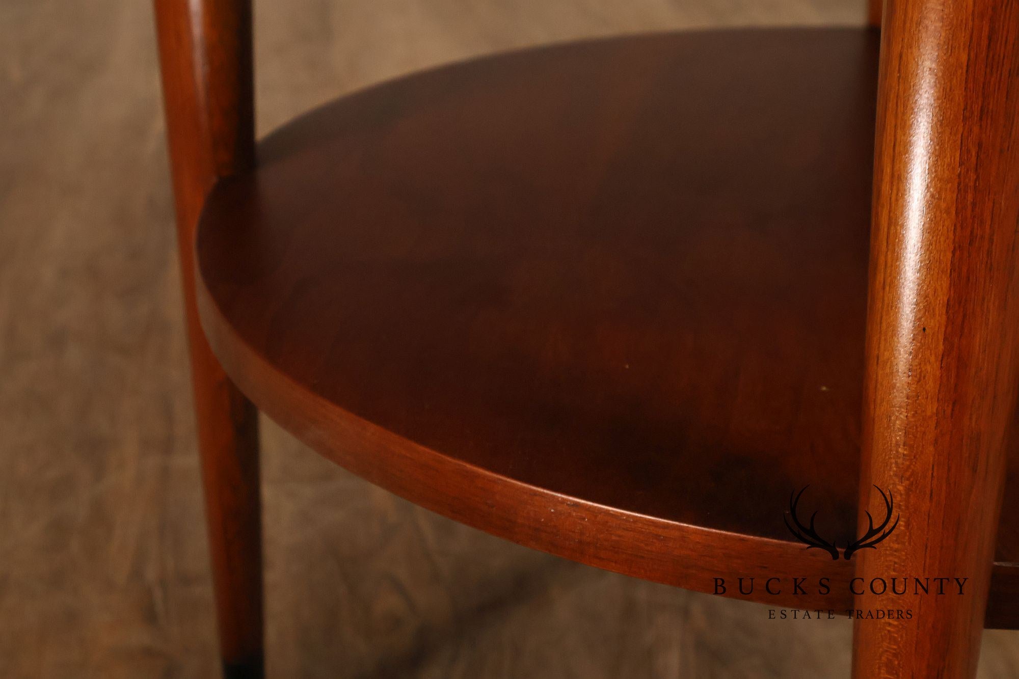 Lane Acclaim Mid Century Modern Walnut And Oak Round Two-Tier Side Table